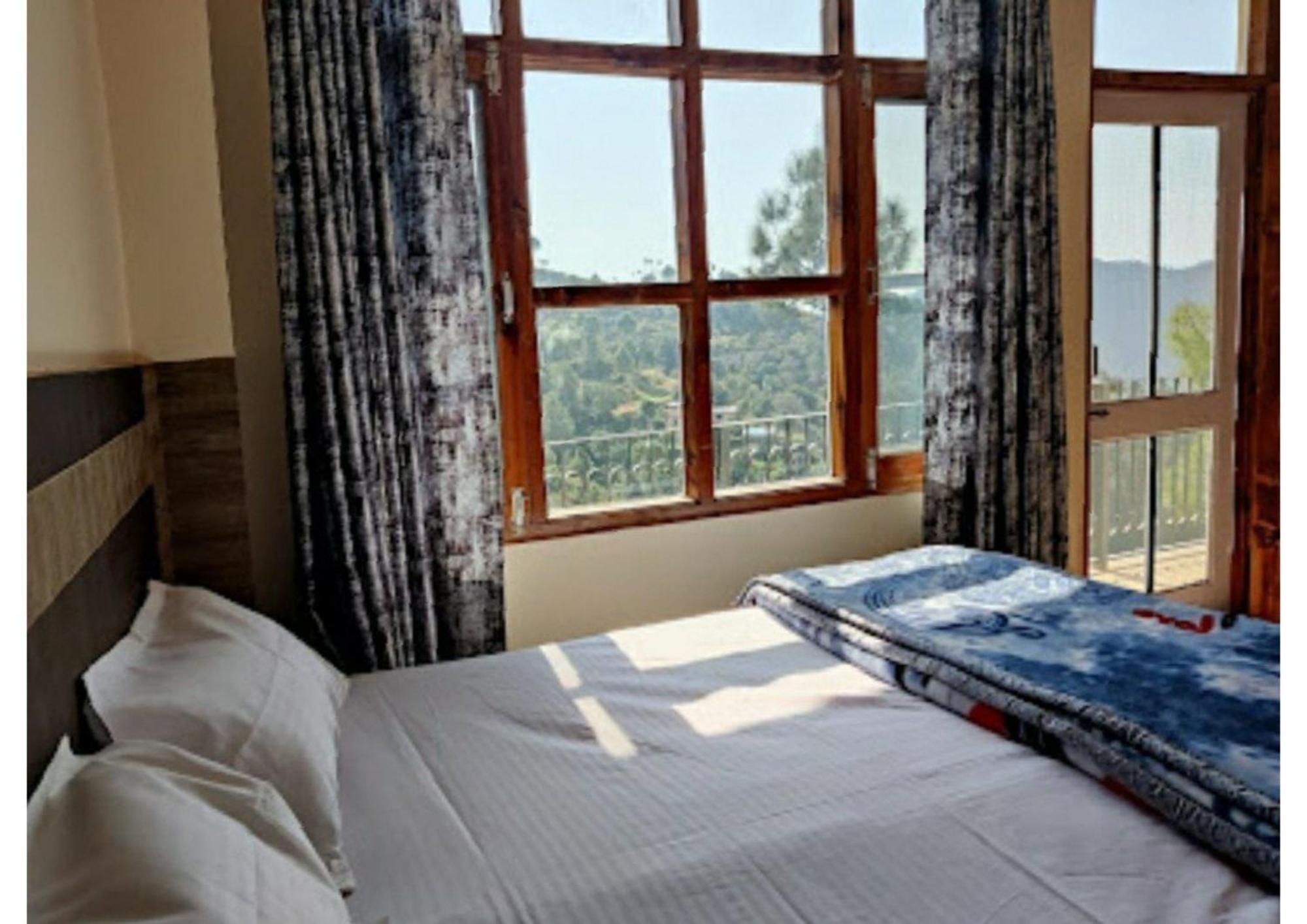 Goroomgo Homestay Sukh Dham - Homestay Like Feeling Mountain View 3* Shimla