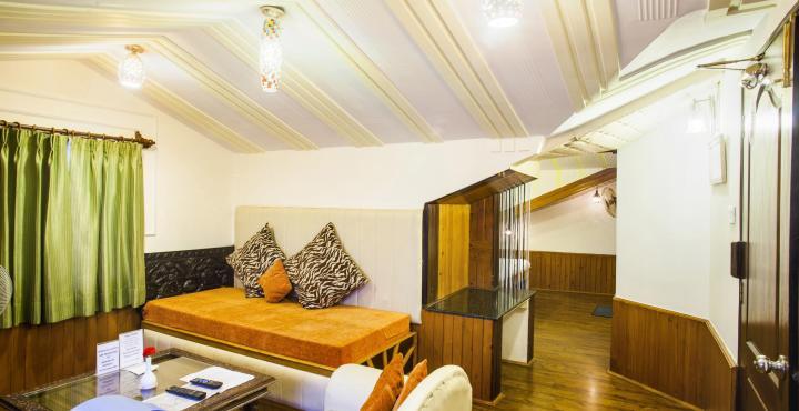 Kapil Hotel