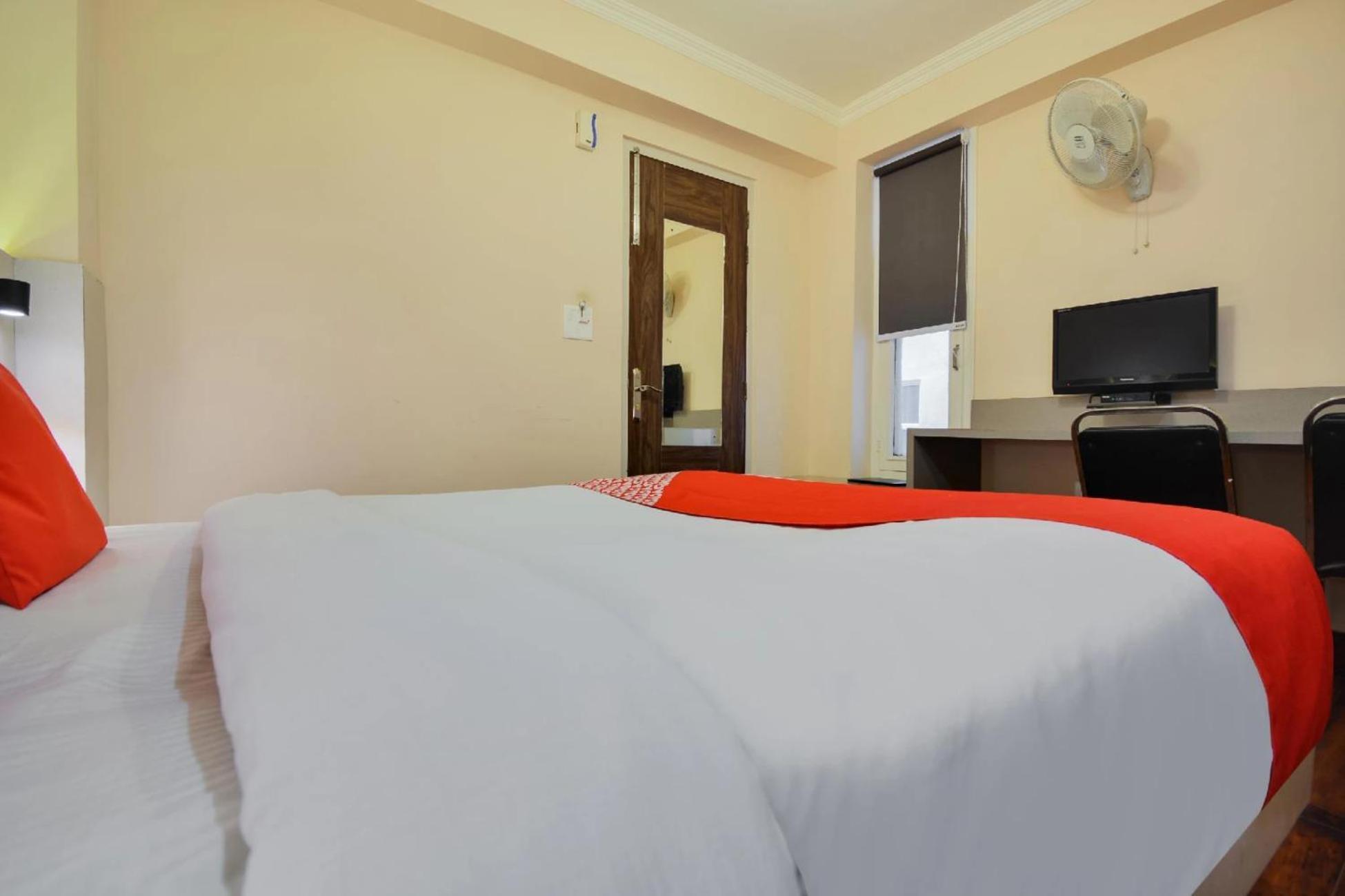 Aangan Regency Hotel