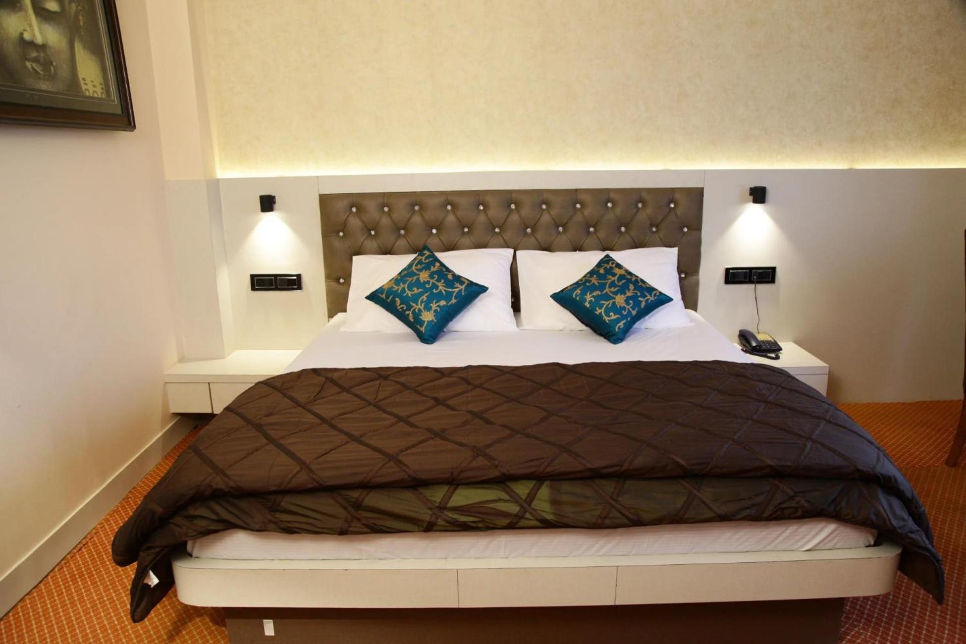 Aangan Regency Hotel Shimla
