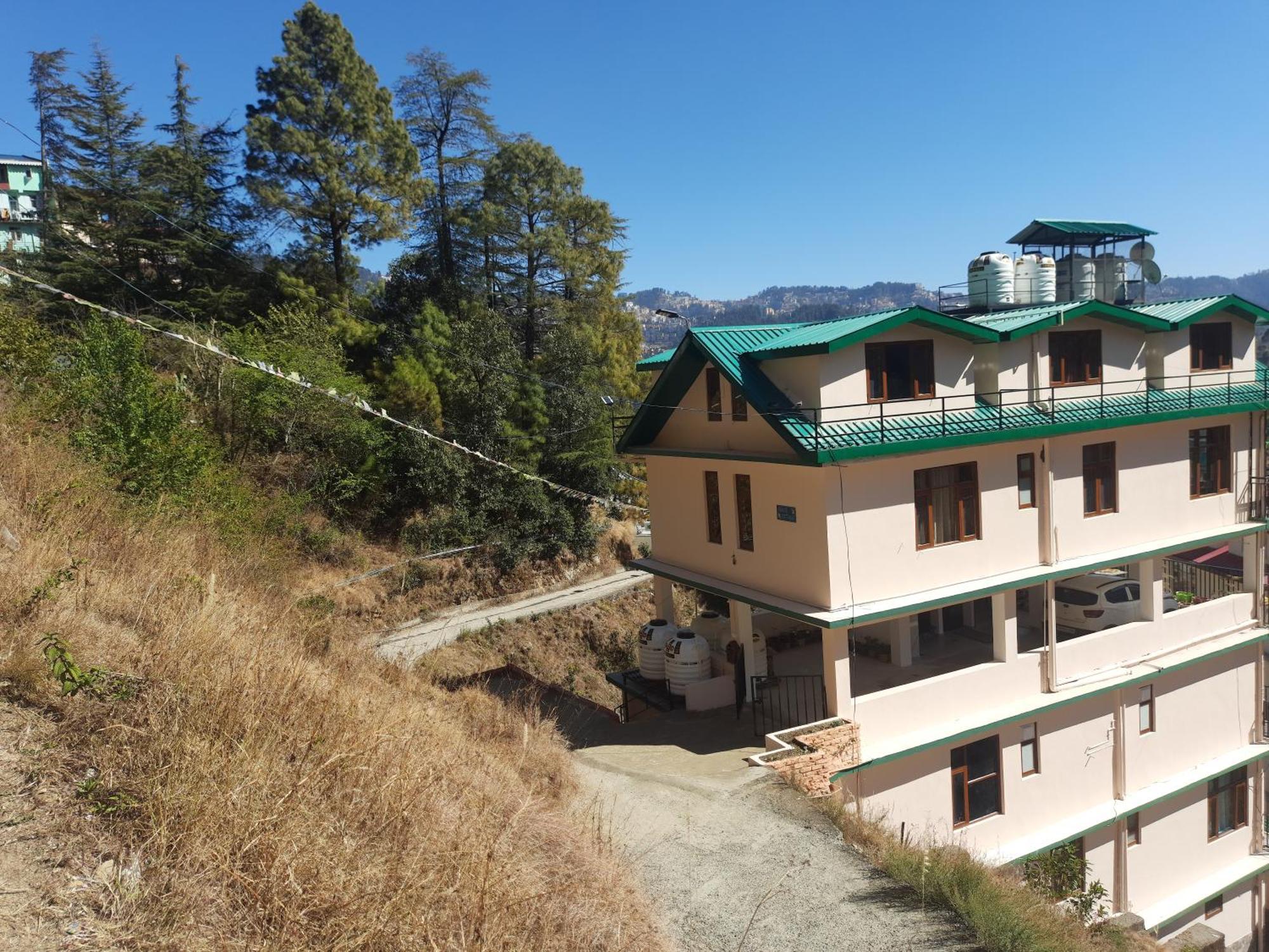 Aagaman Woods
