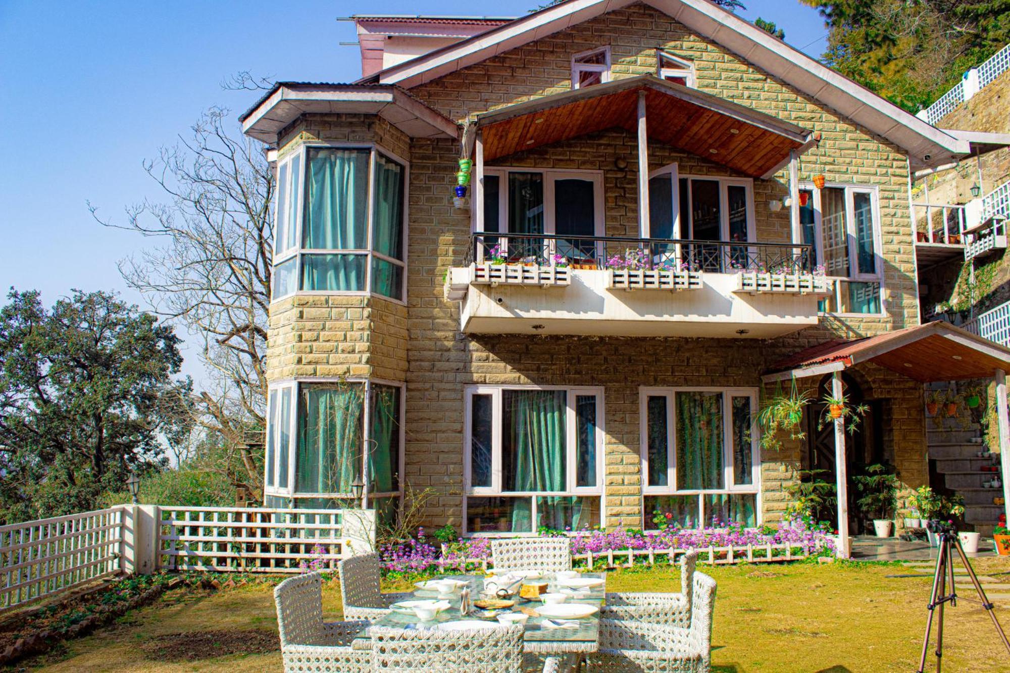 Whispering Pines Villa *