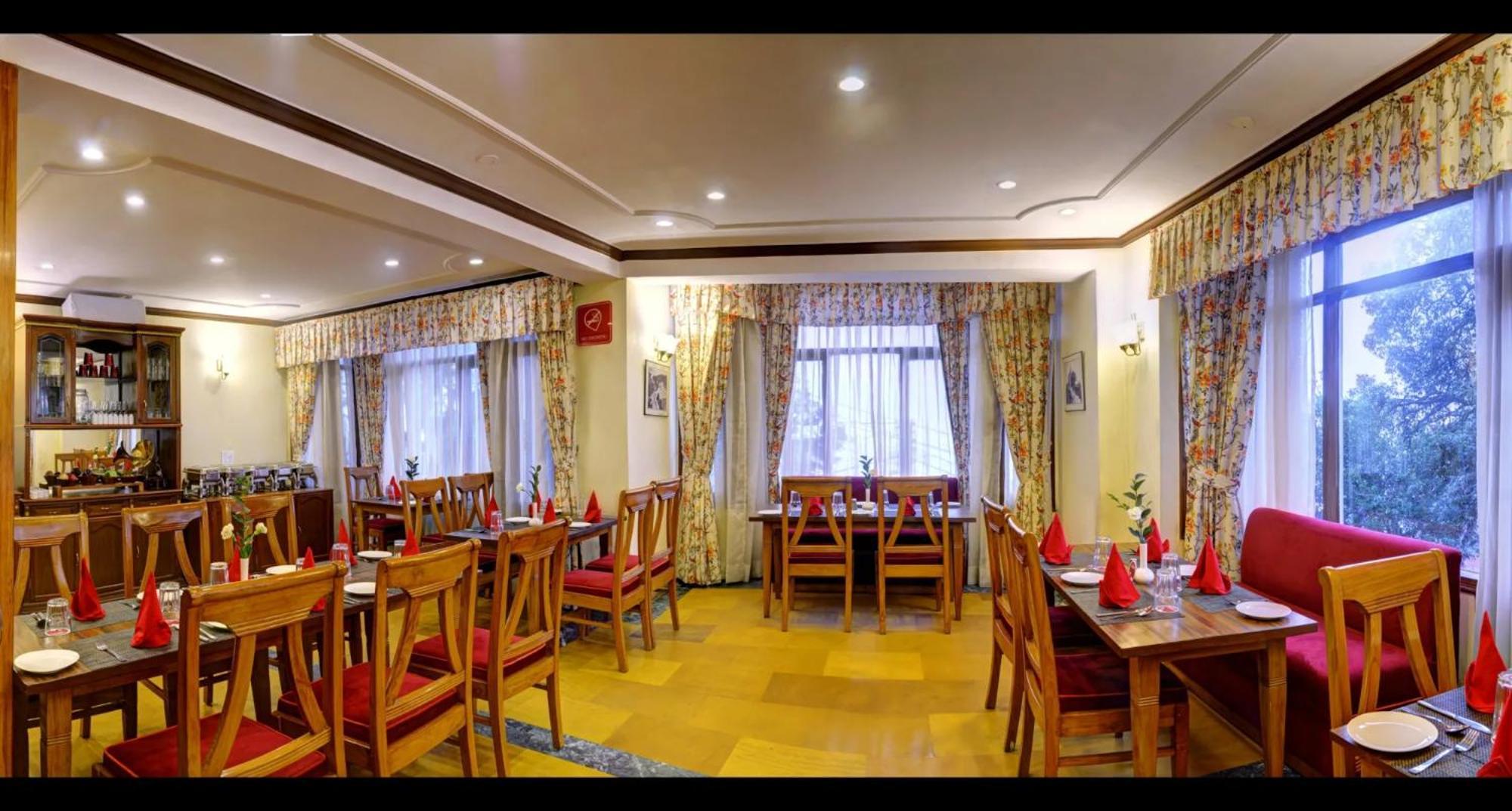 Hotel Summit Le Royale Shimla