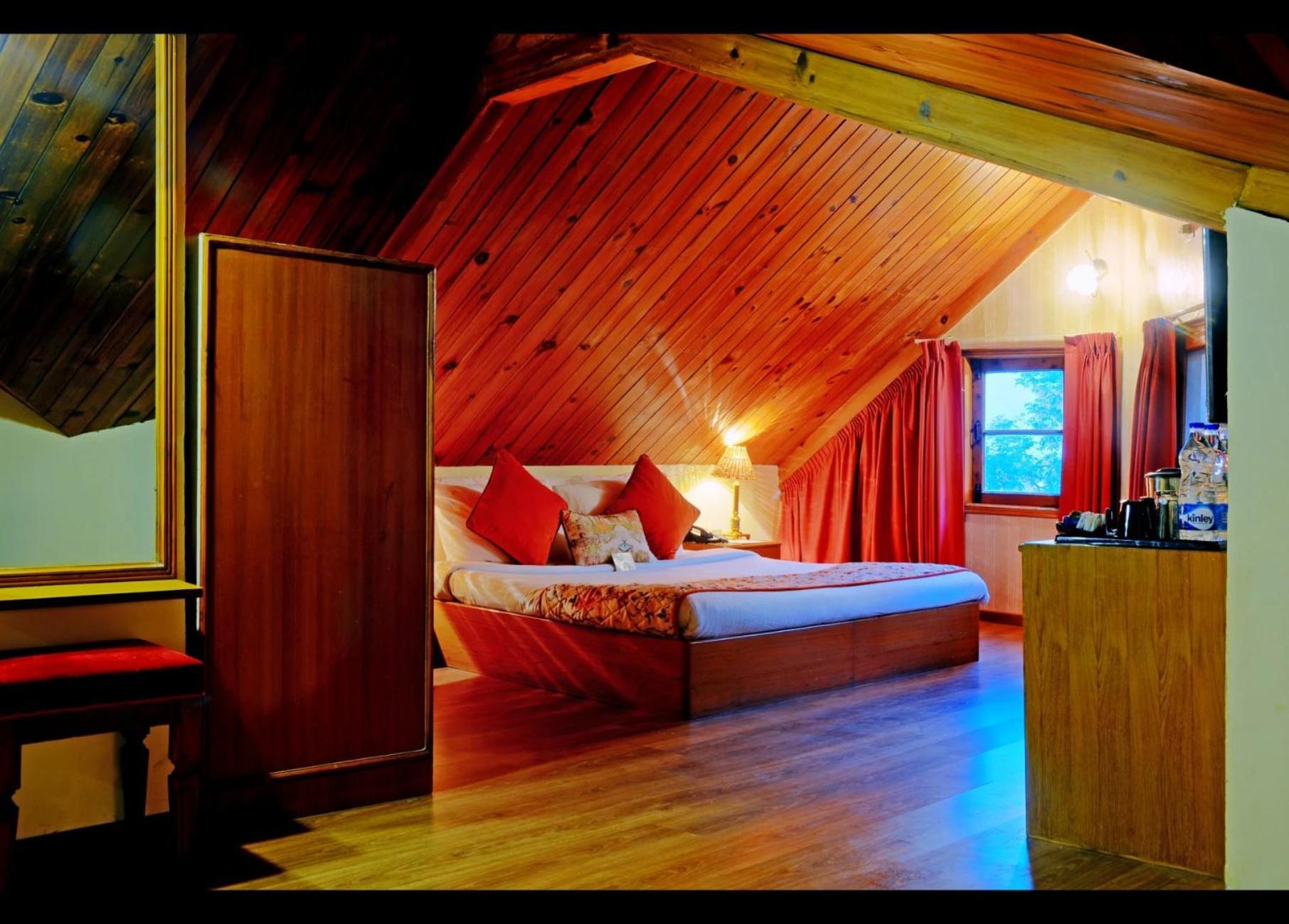 Summit Le Royale 4* Shimla