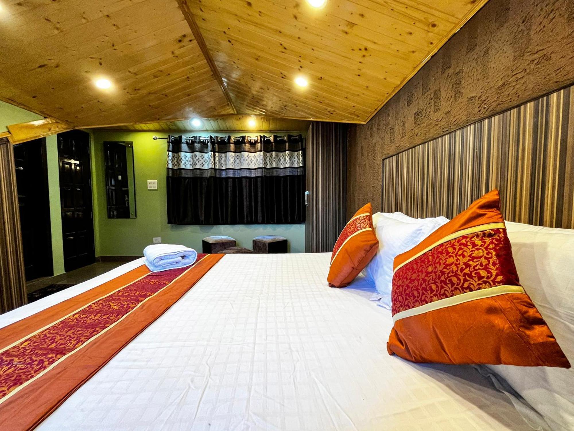 Bed & Breakfast Puri's Shimla