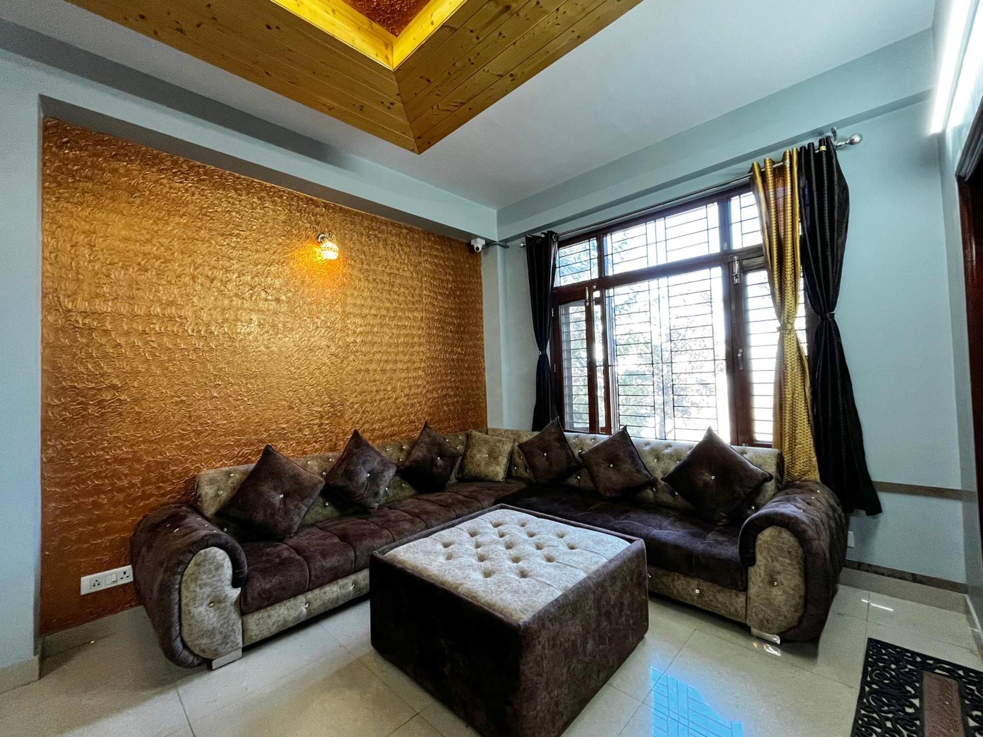 Bed & Breakfast Puri's