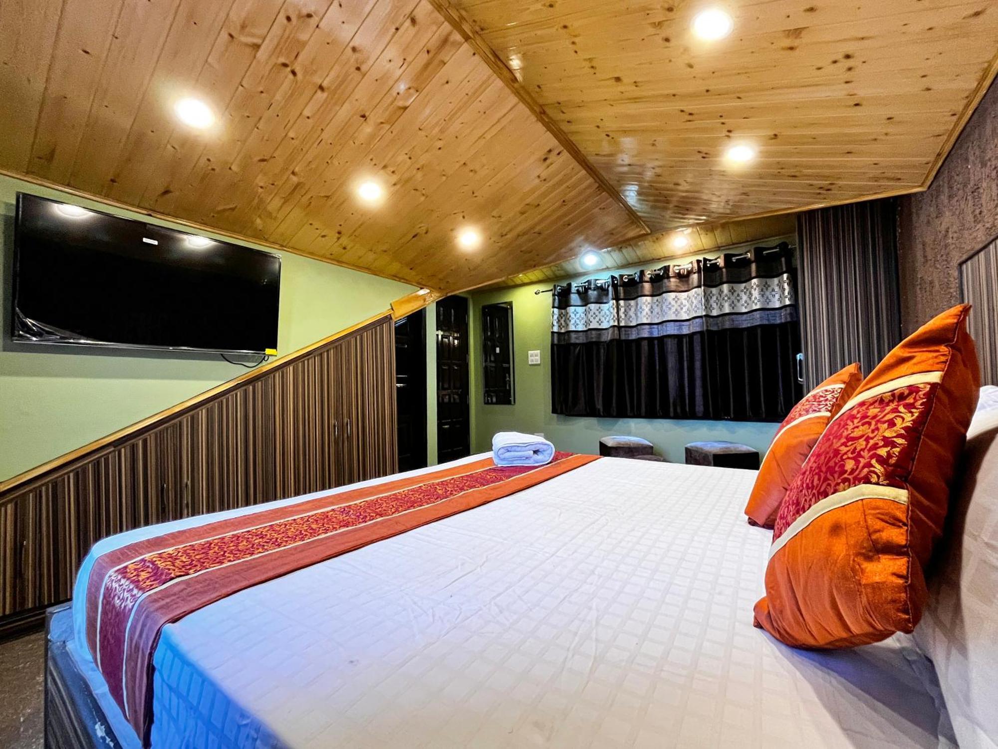 Puri's Bed & Breakfast