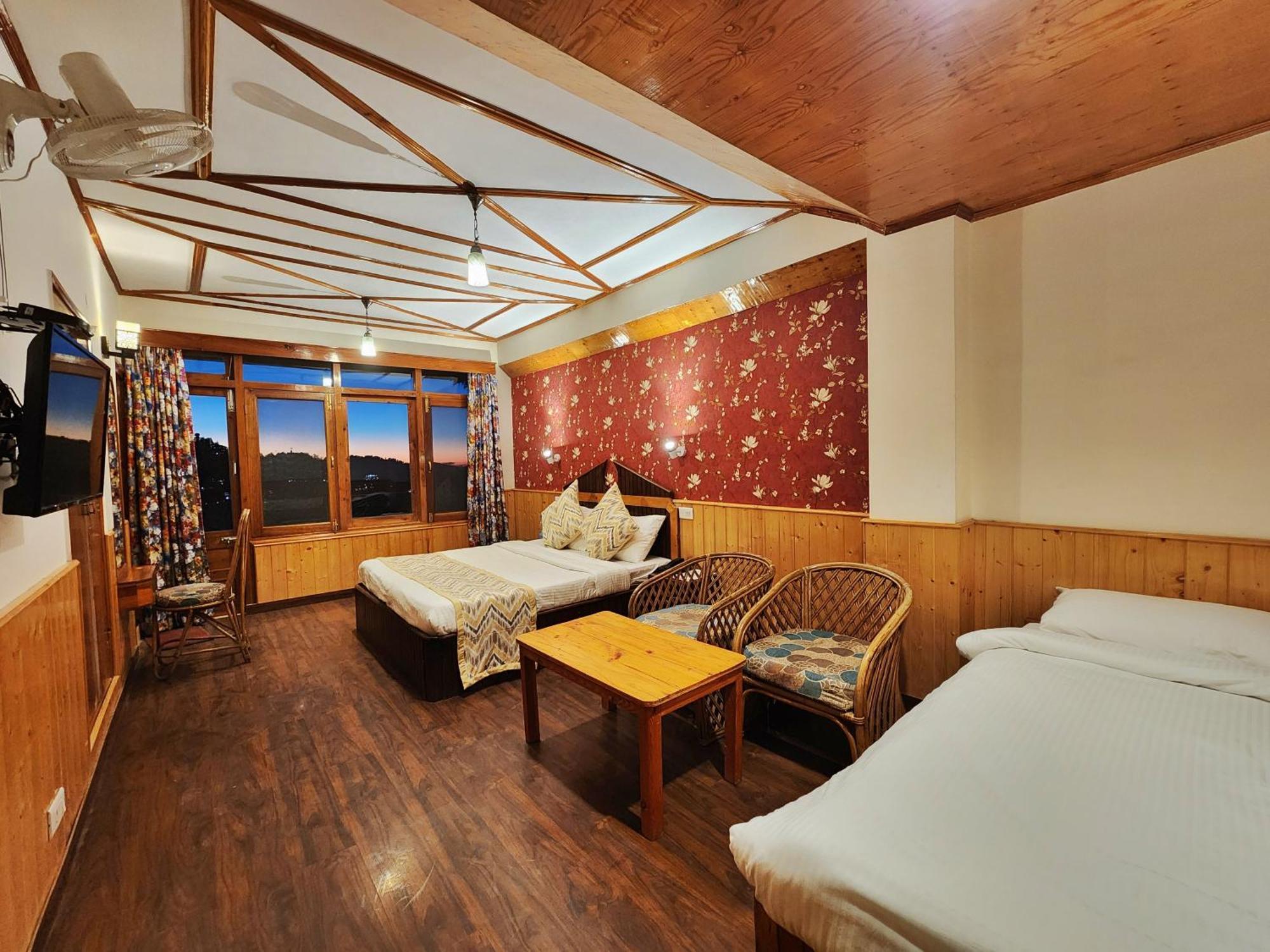 Pineview 3* Shimla