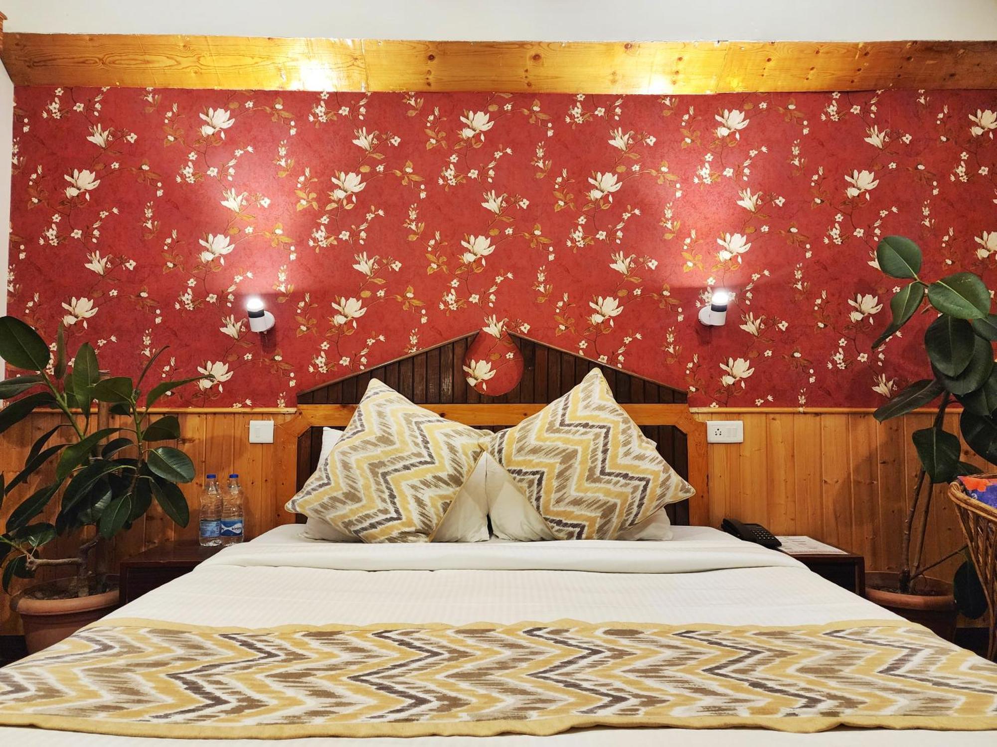 Hotel Pineview