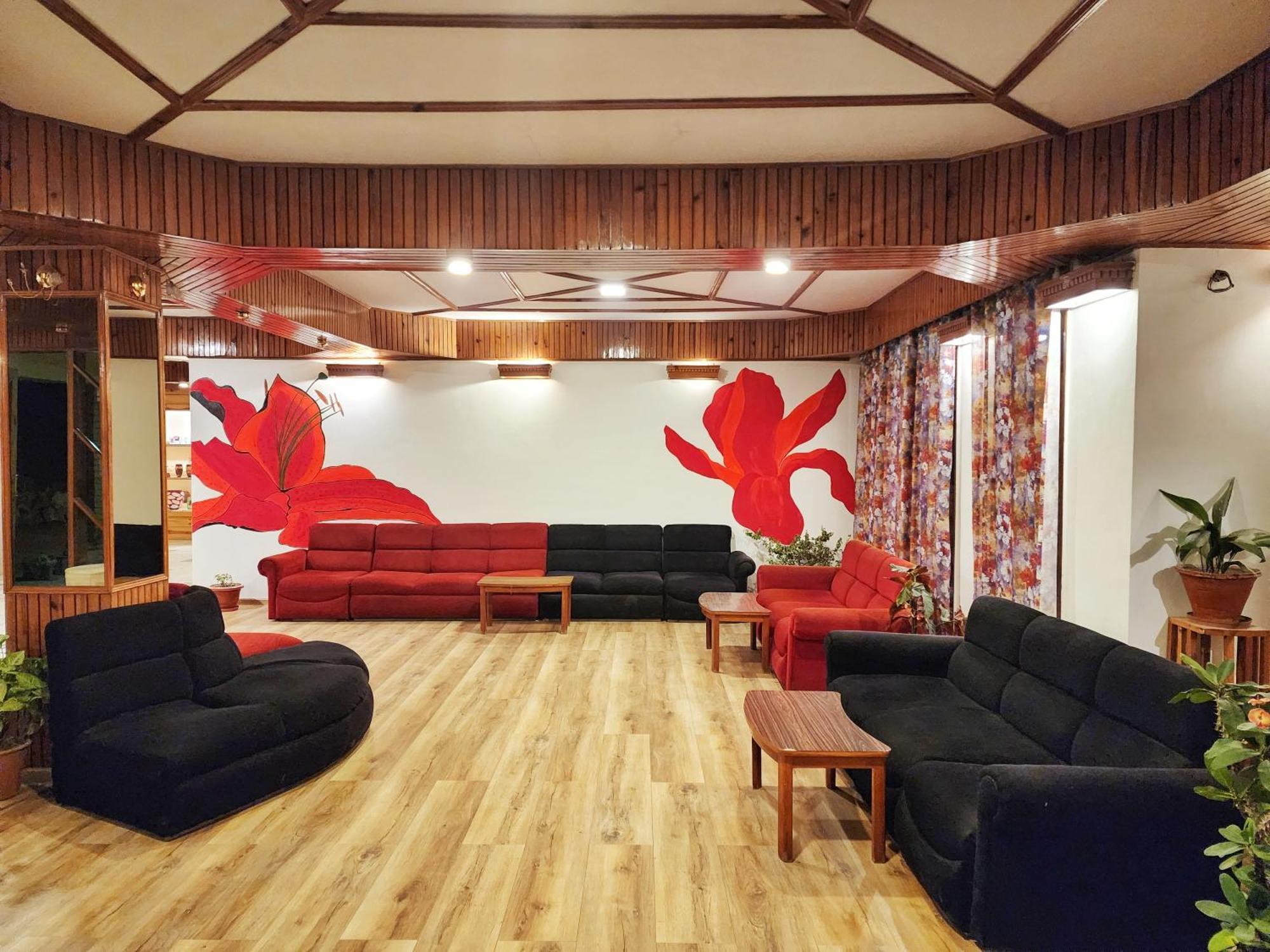 Hotel Pineview 3*