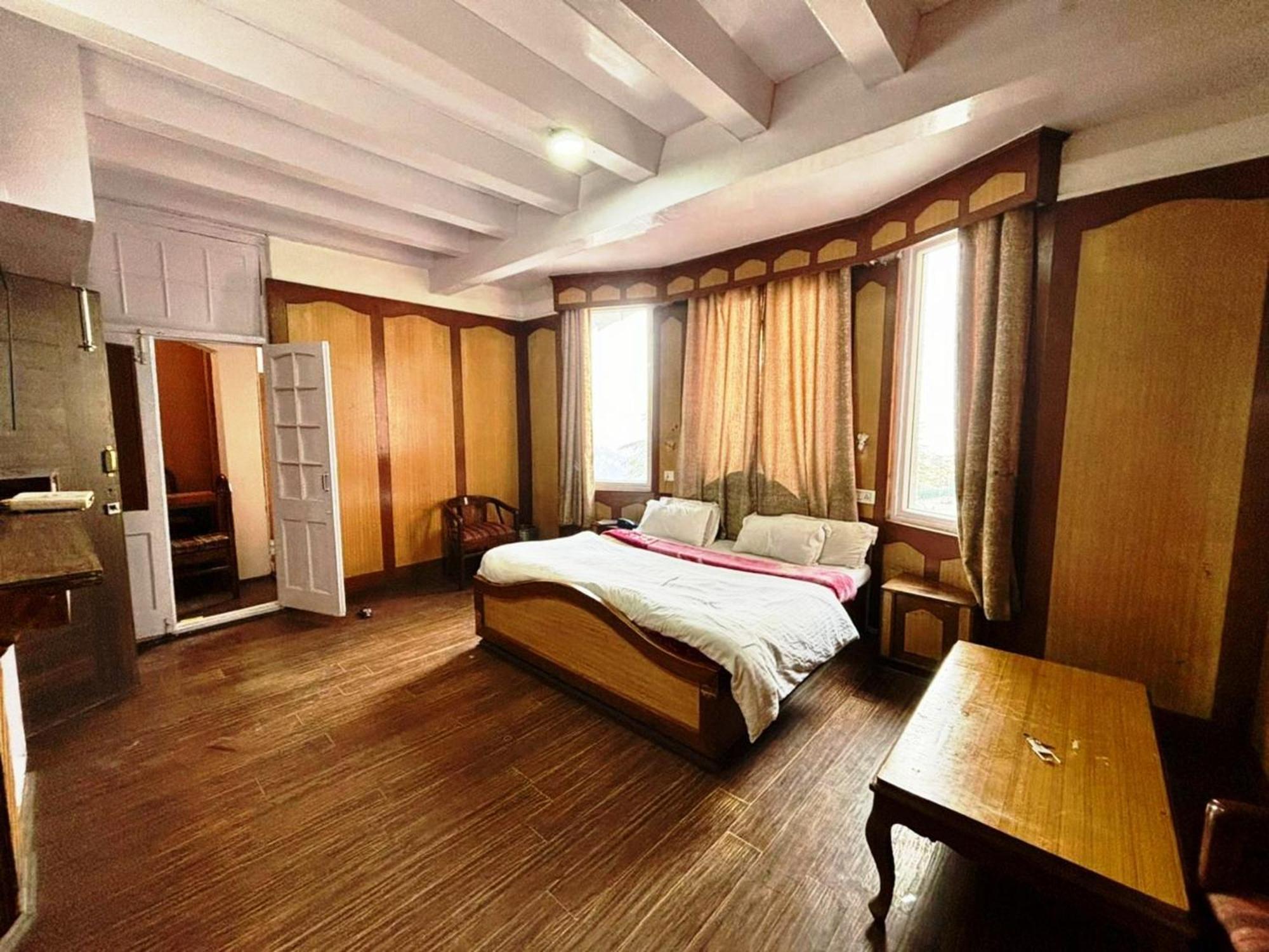 Ganga Near Mall Road Hotel Shimla