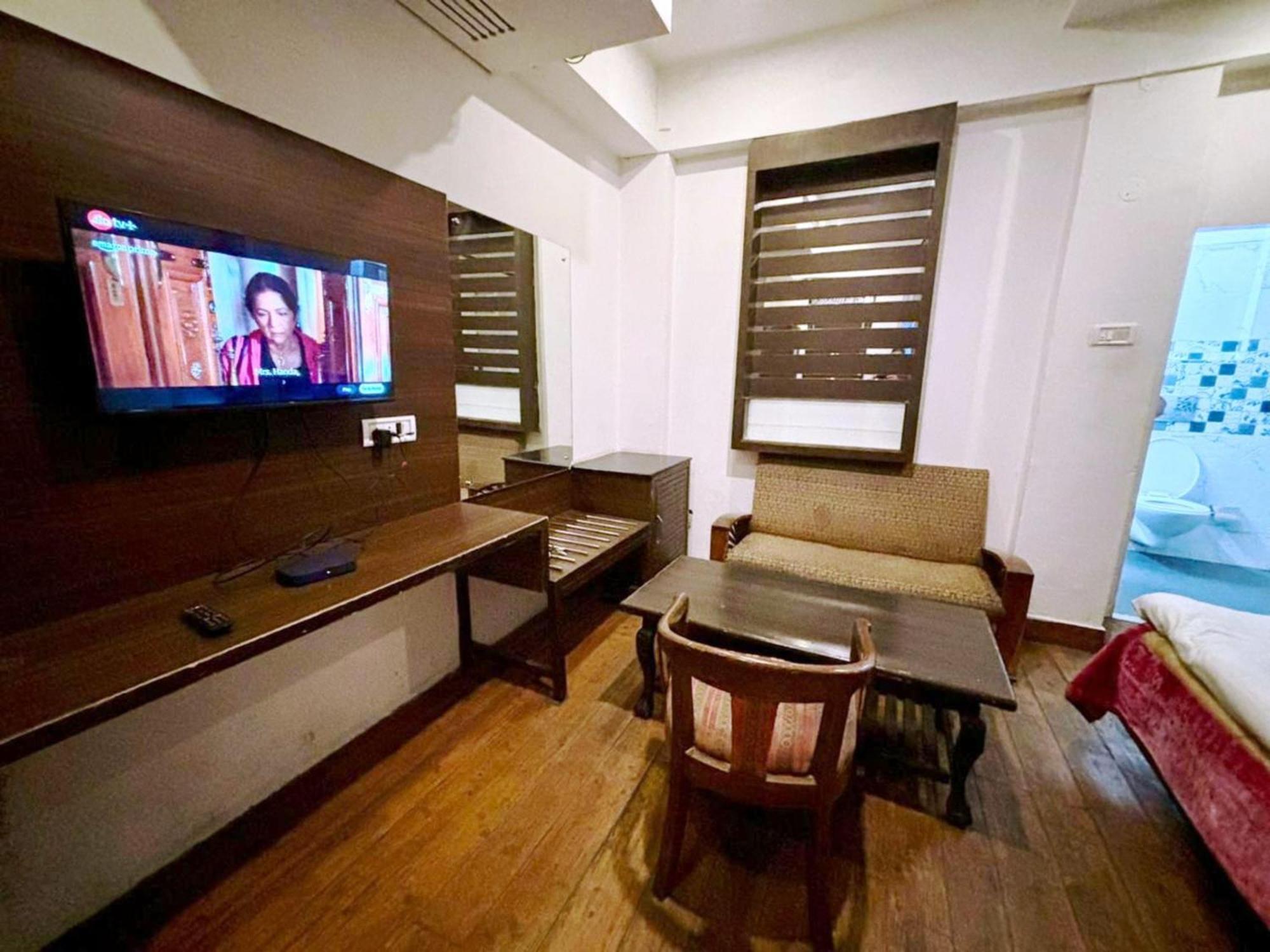 Hotel Ganga Near Mall Road