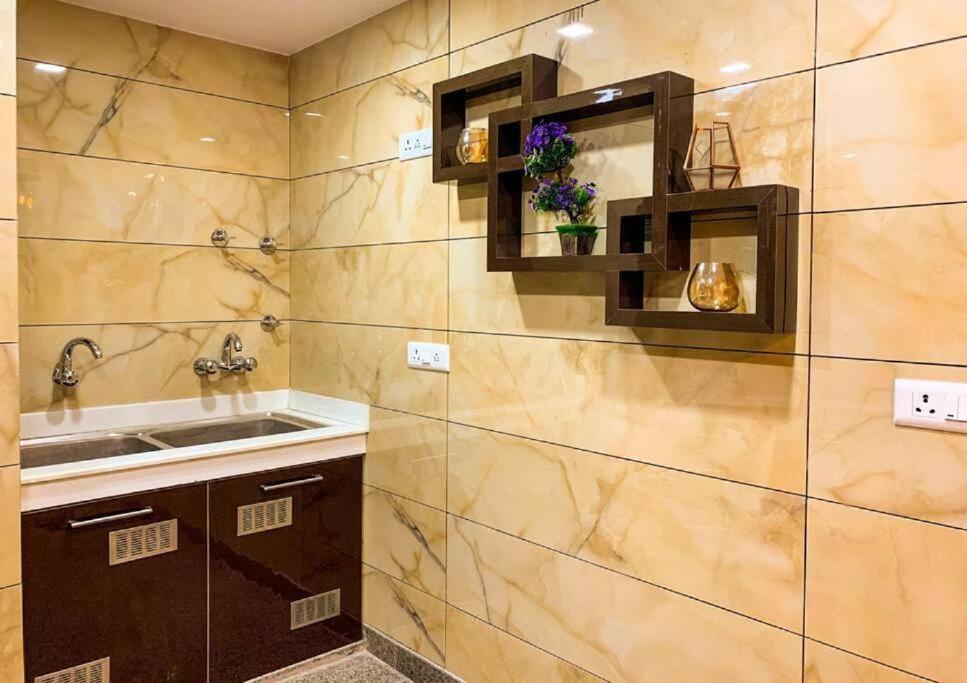 Uptown Boutique Homes - 1 * Shimla
