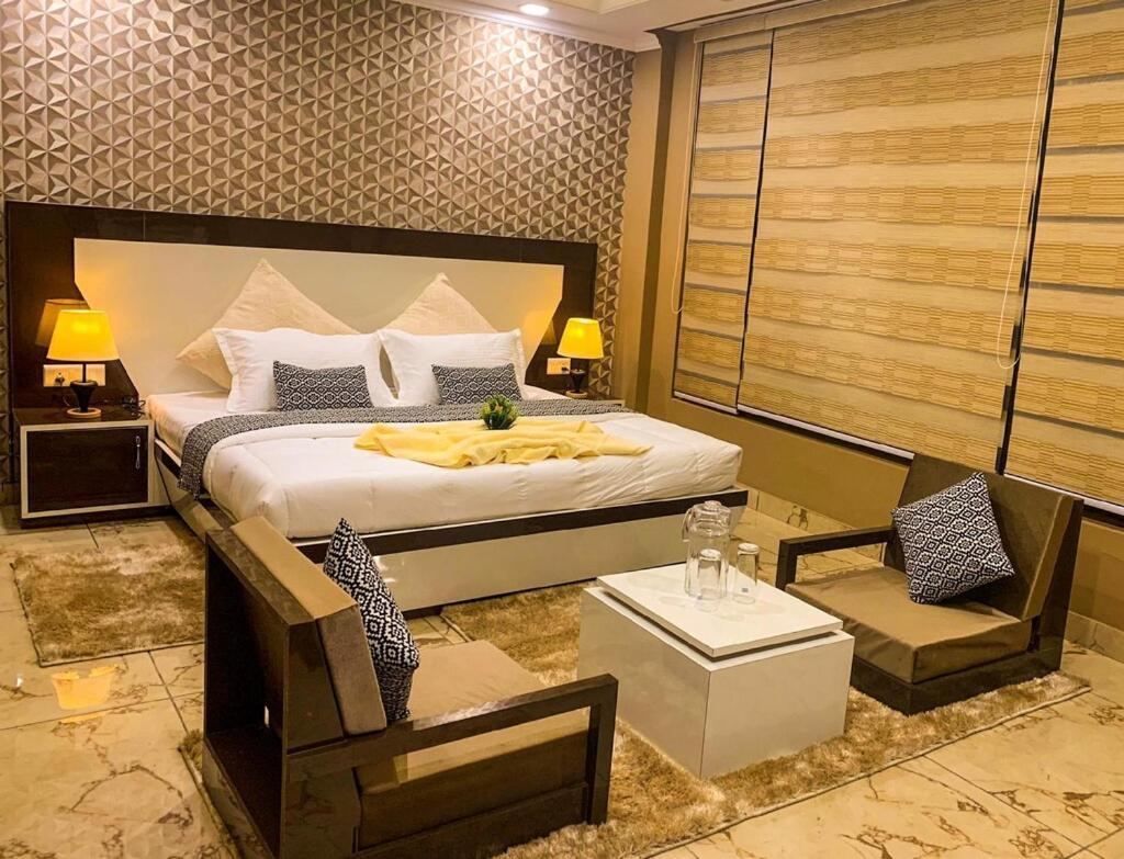 Uptown Boutique Homes - 1 Homestay *