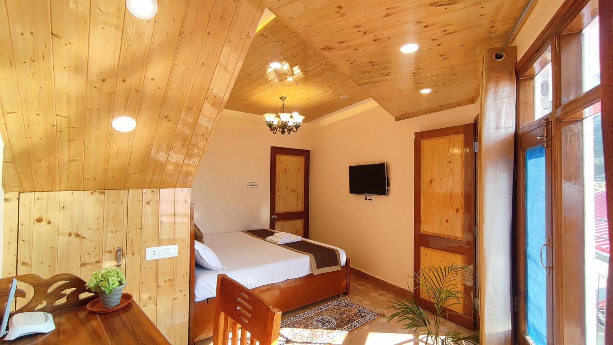 Vintage Woods Apartment Shimla