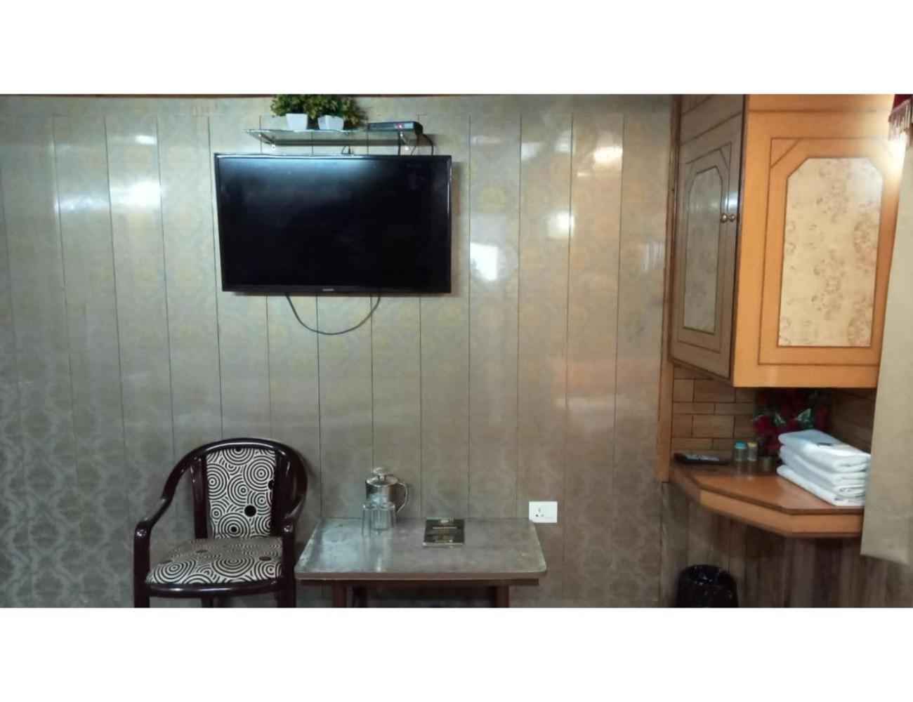 Doegar, Homestay