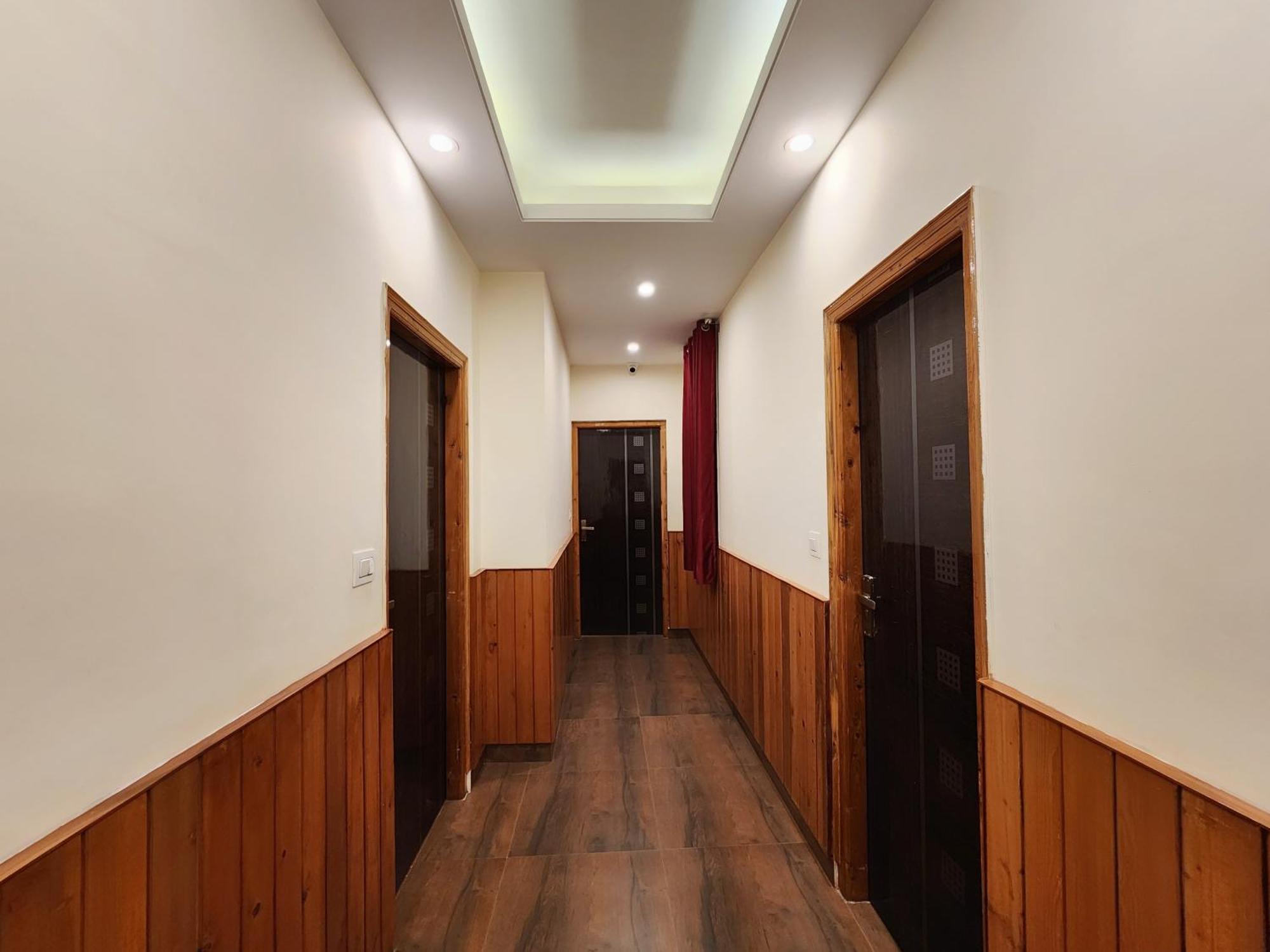 Bed & Breakfast Royal Cedar *
