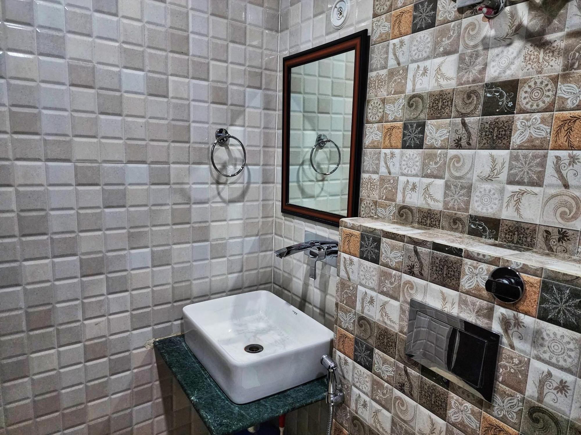 Bed & Breakfast Royal Cedar Shimla