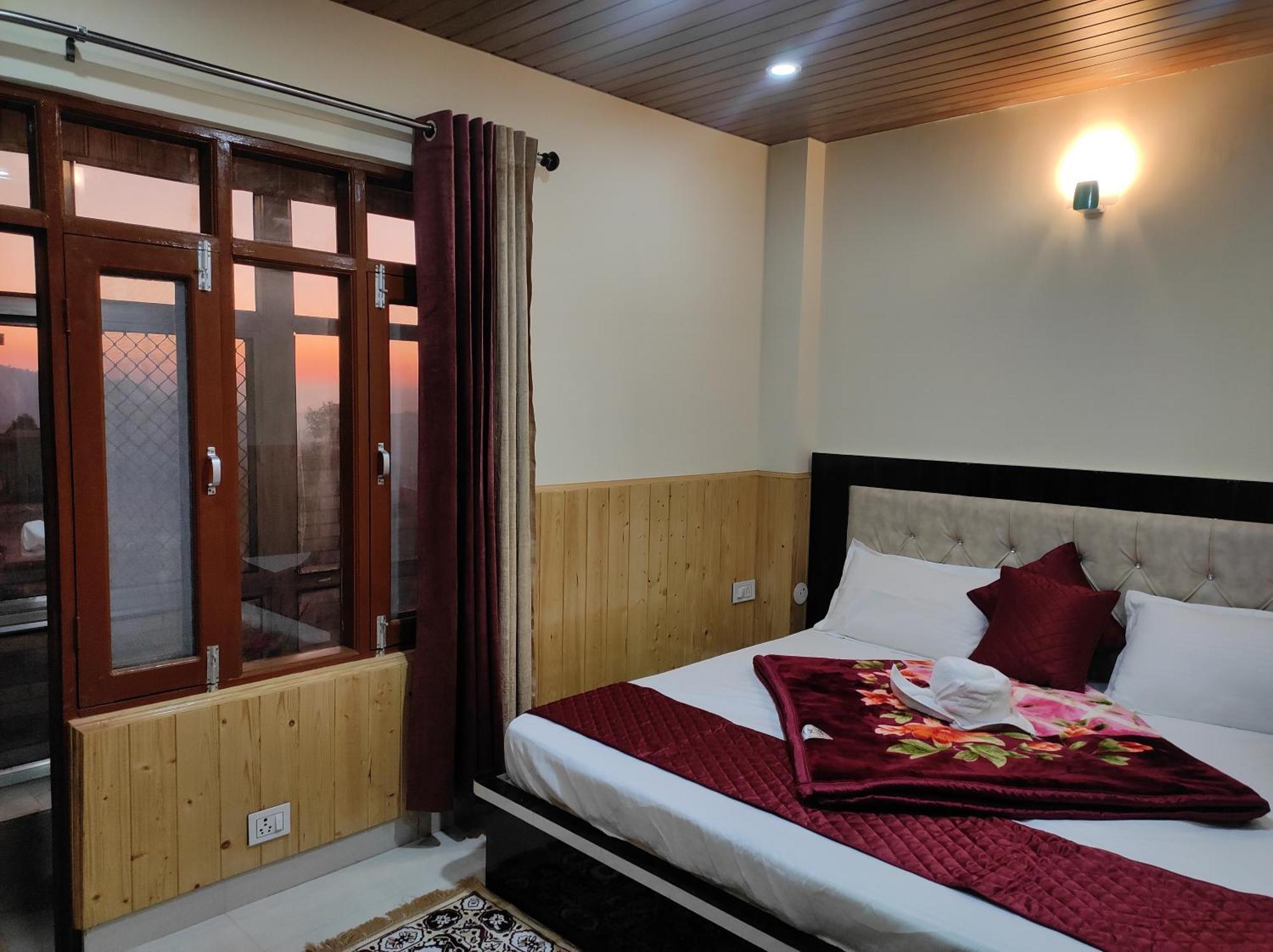 Vintage Woods Apartment Shimla