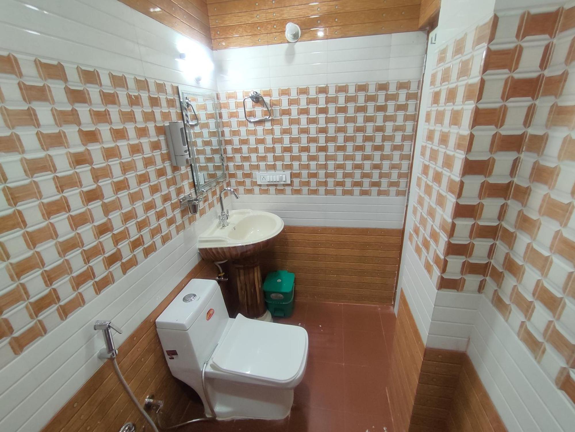 Vintage Woods Apartment Shimla