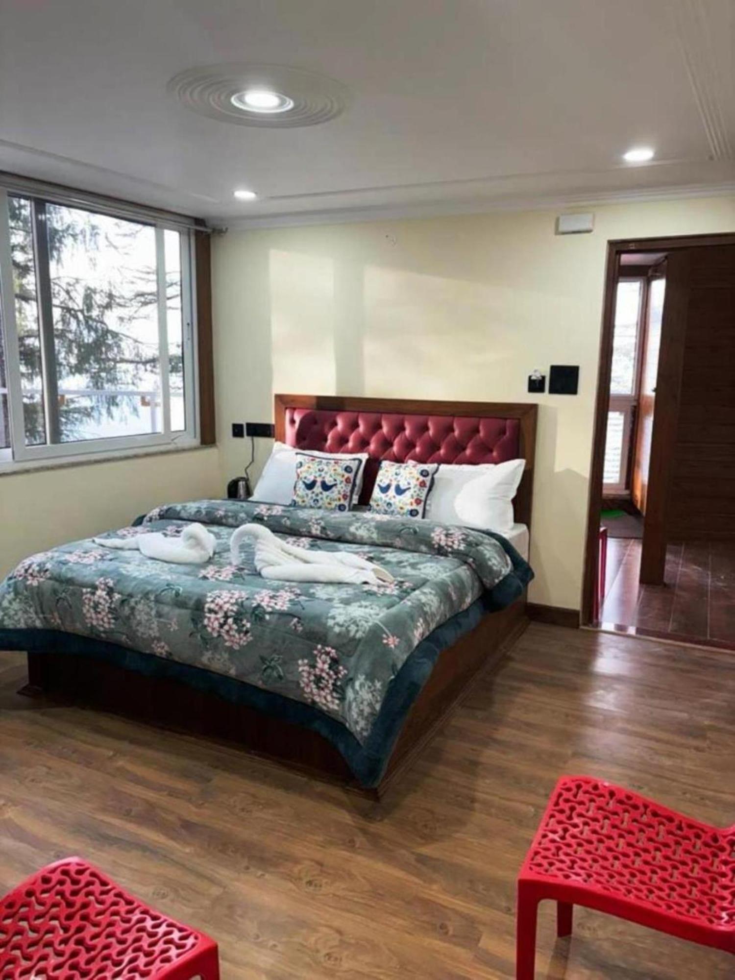 Hotel Jakhu Heights Shimla