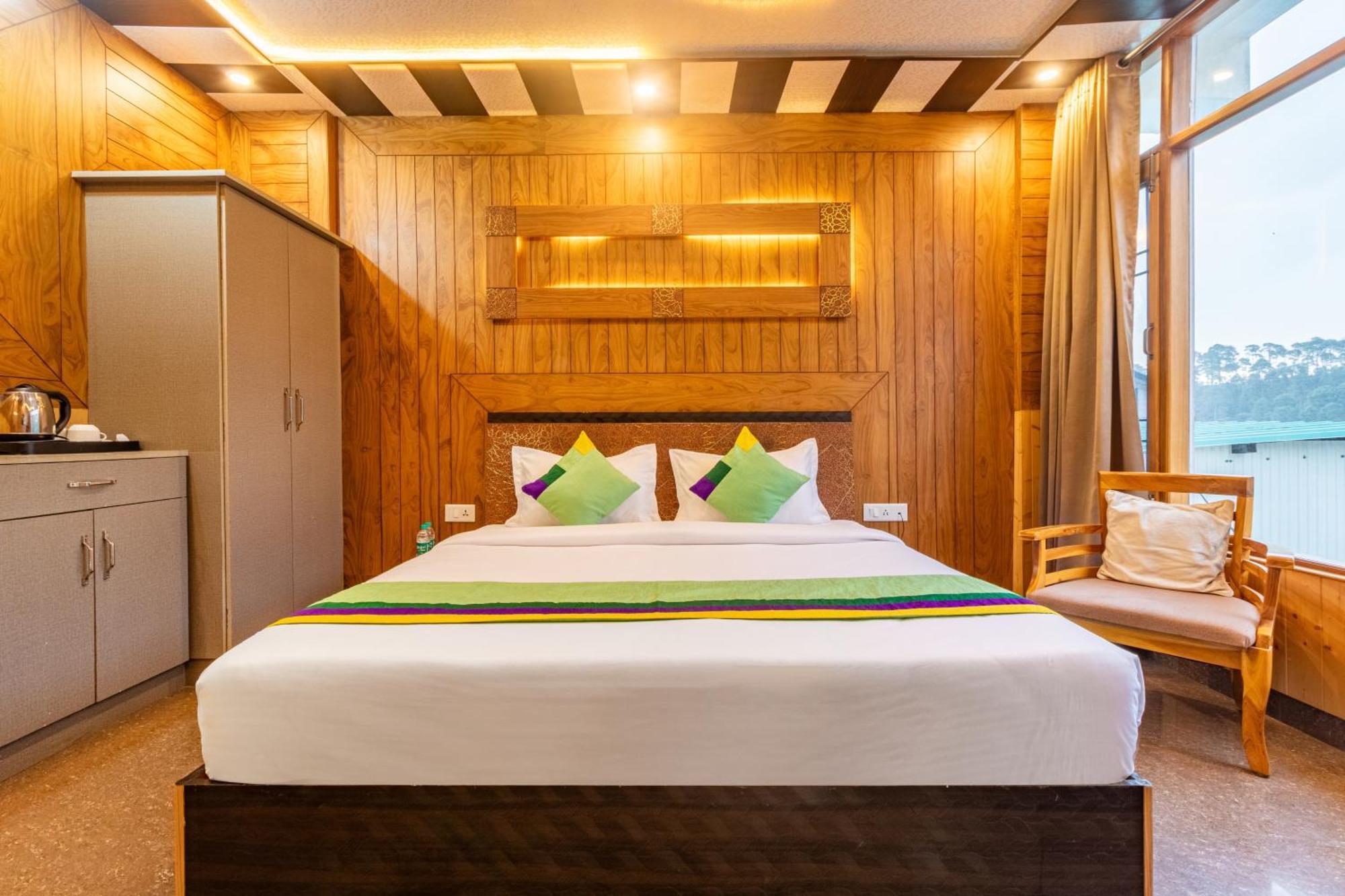 Hotel Treebo Srishti Vaikunth With Mountain View 3*