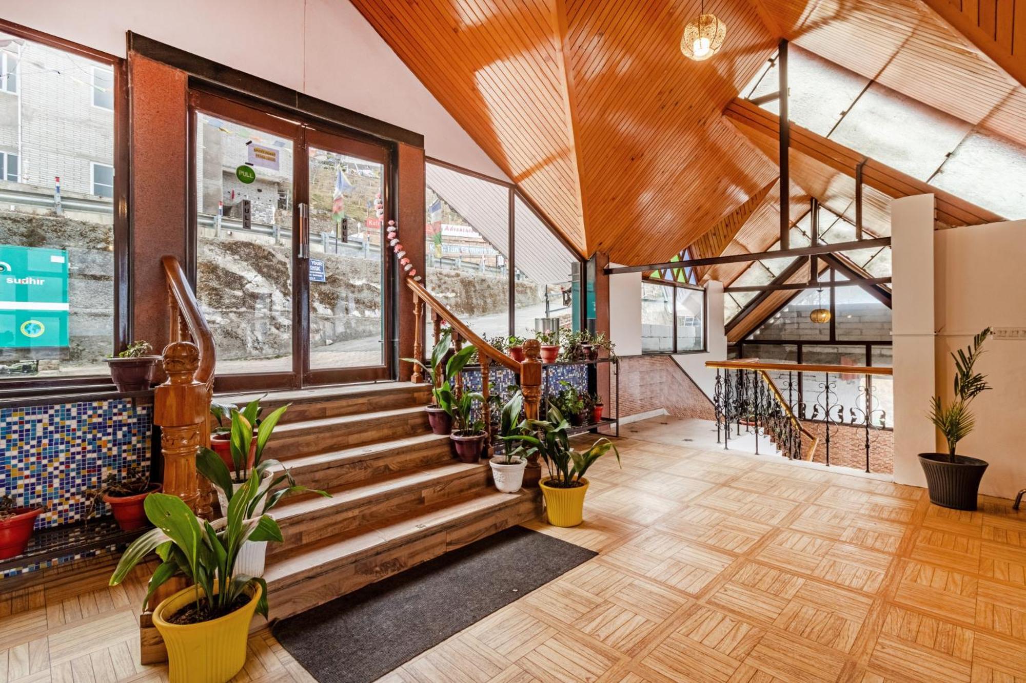 Hotel Treebo Snow View Resort Kufri With Mountain View 3*