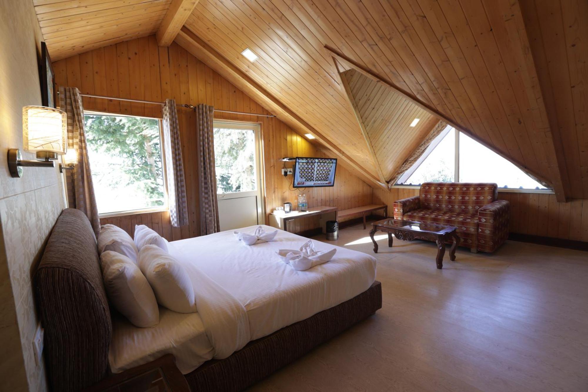 Hotel Kvr Clarks Inn, Kufri 4*