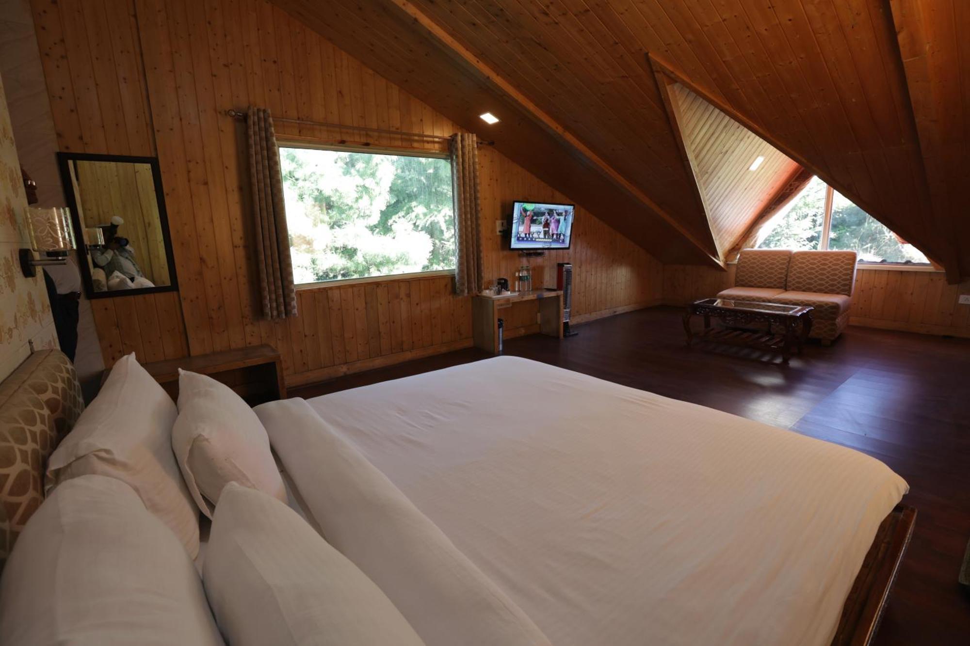 Kvr Clarks Inn, Kufri 4* Shimla