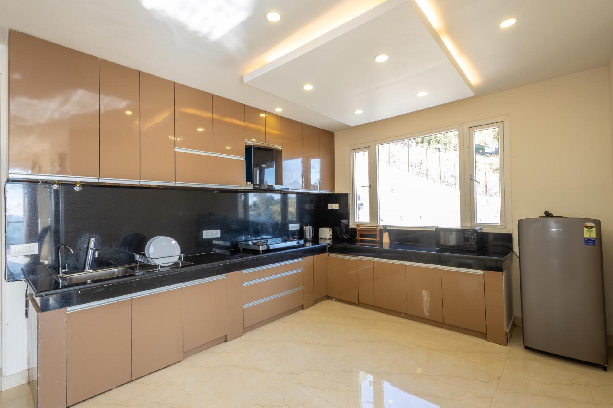 Chalet Hostie Imperial Chalet-3 Bhk Mountain Villa, Chail Shimla