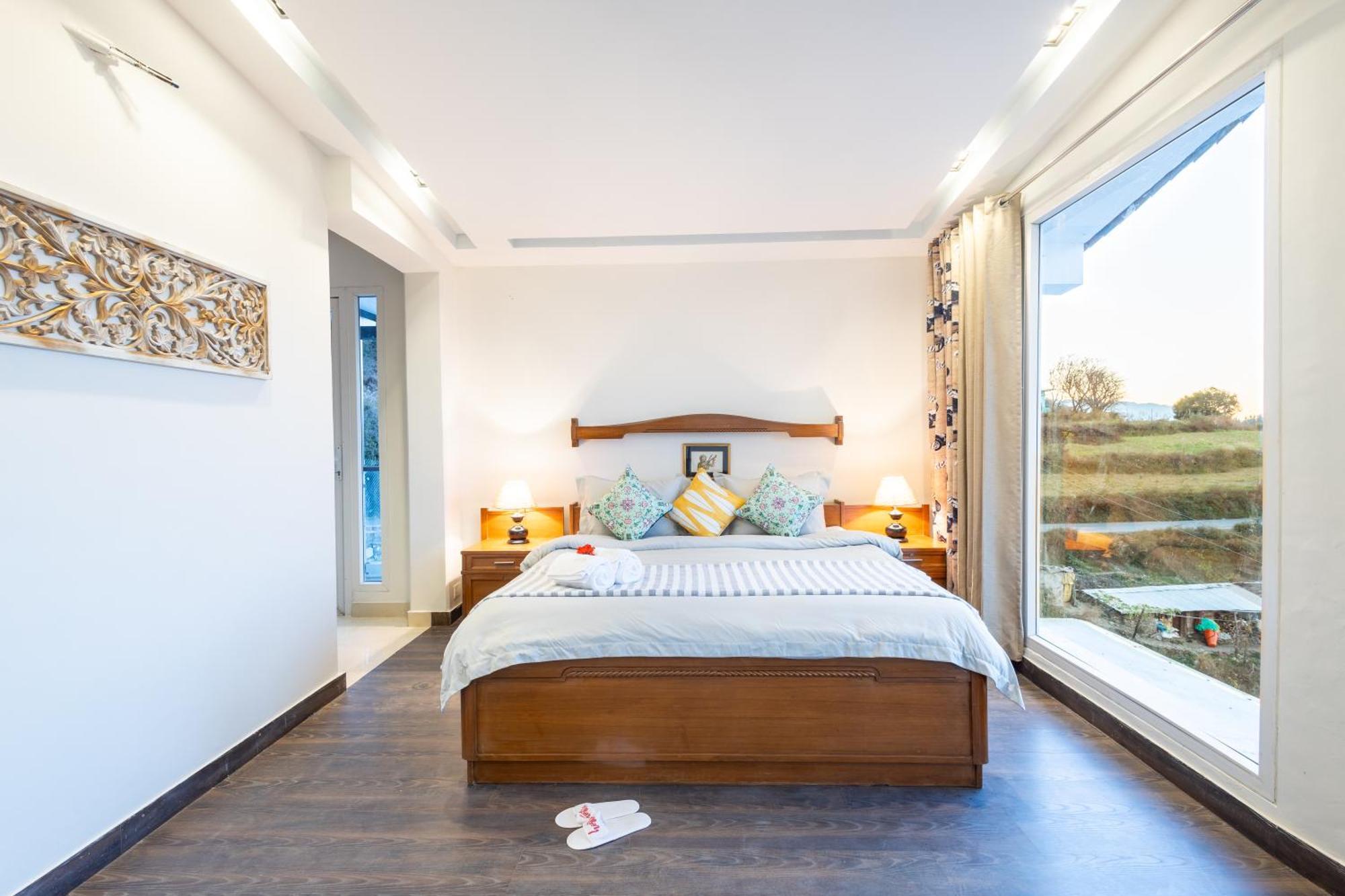 Chalet Hostie Imperial Chalet-3 Bhk Mountain Villa, Chail Shimla
