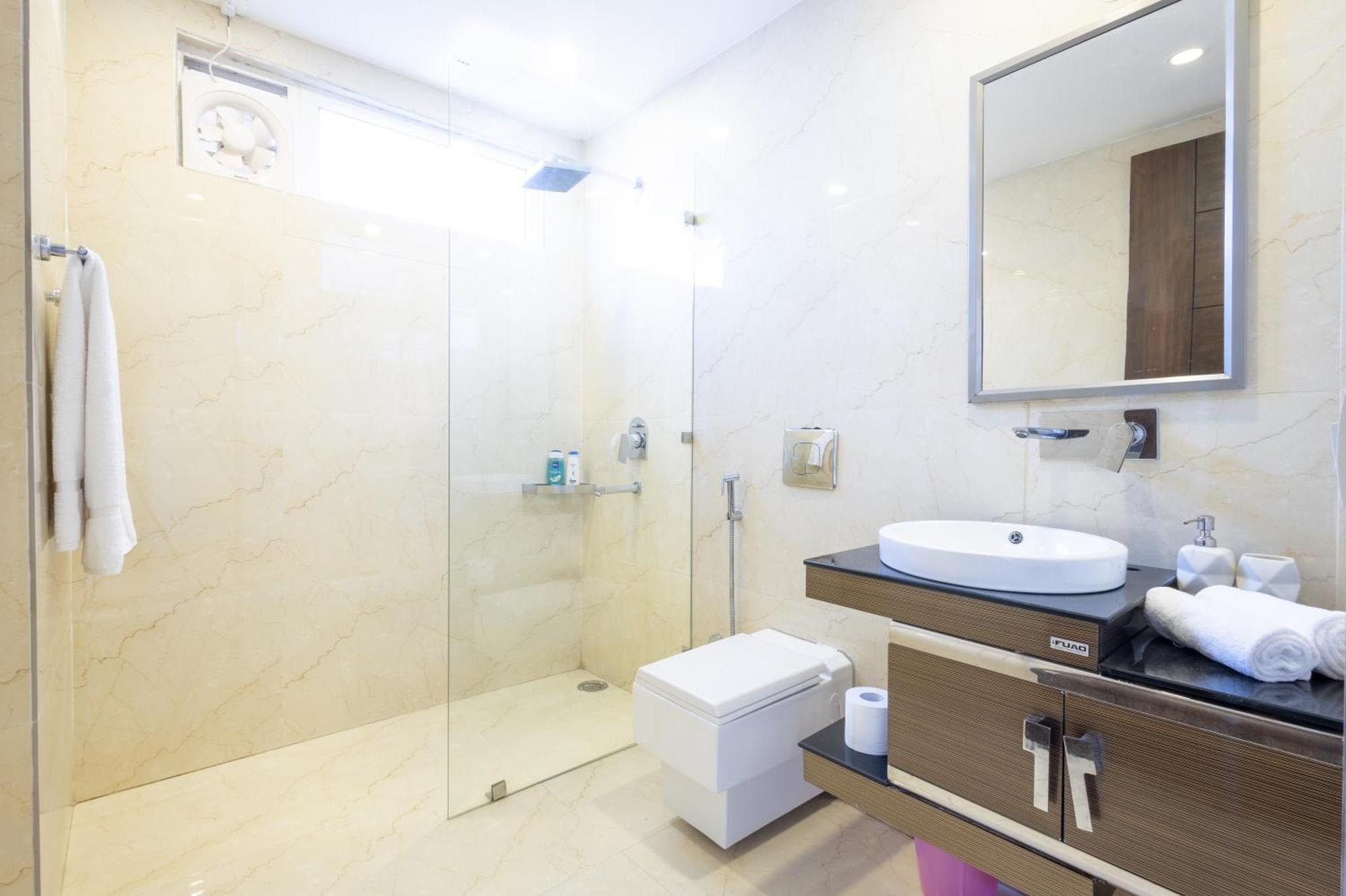 Hostie Imperial Chalet-3 Bhk Mountain Villa, Chail