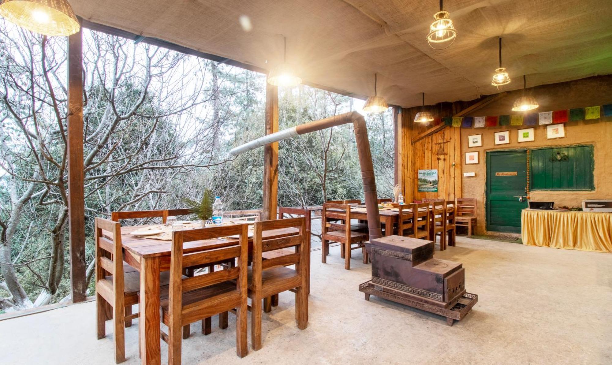 Treebo Daak Bangla Retreat With Mountain View Hotel