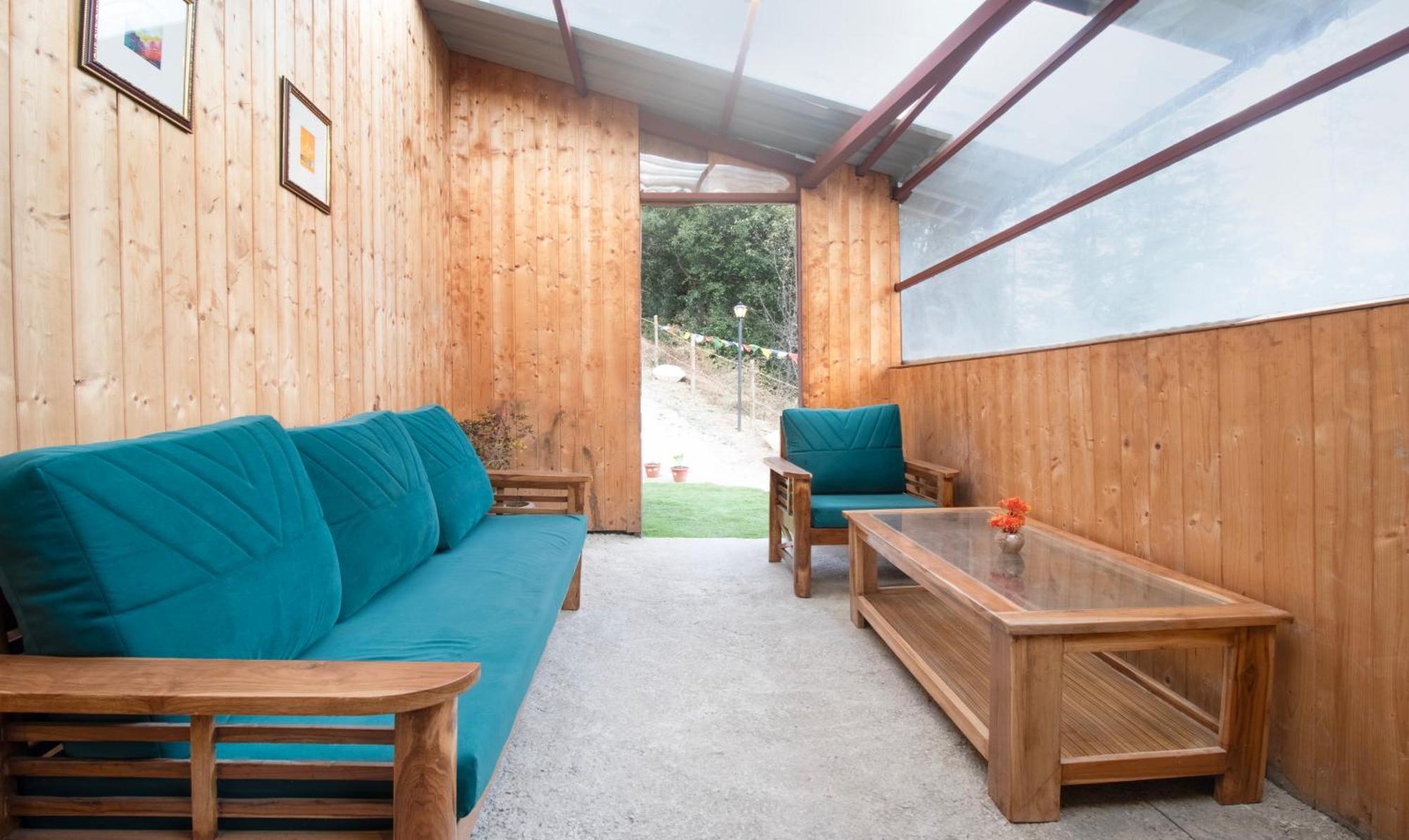 Hotel Treebo Daak Bangla Retreat With Mountain View