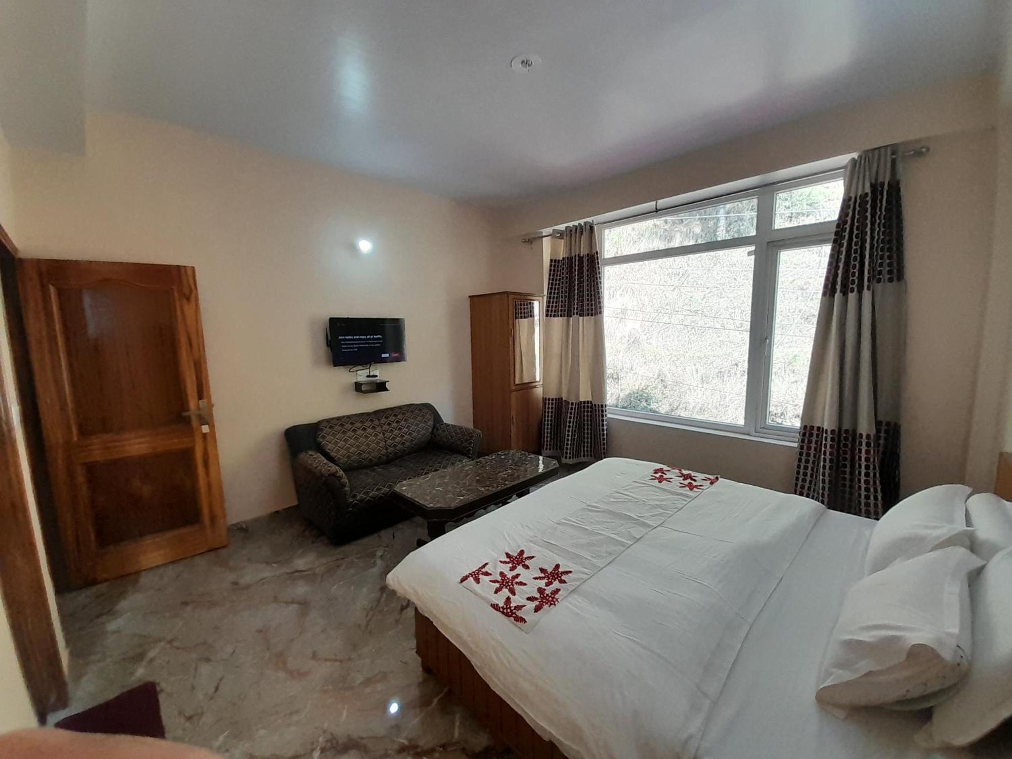 Mountain And Peace Homestay