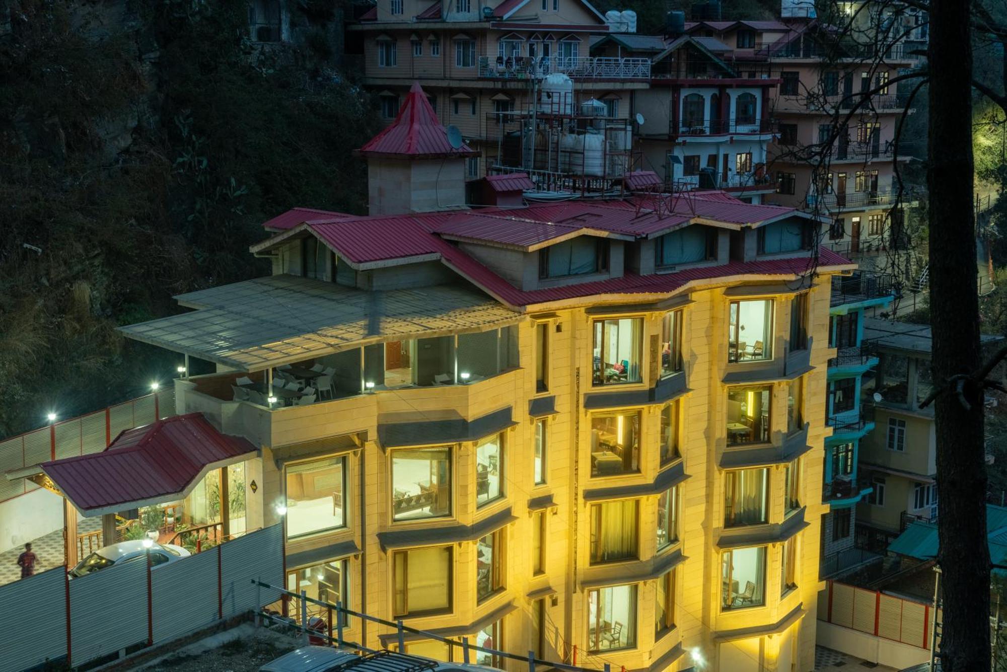 Rock Castle By Dls Hotel 4*