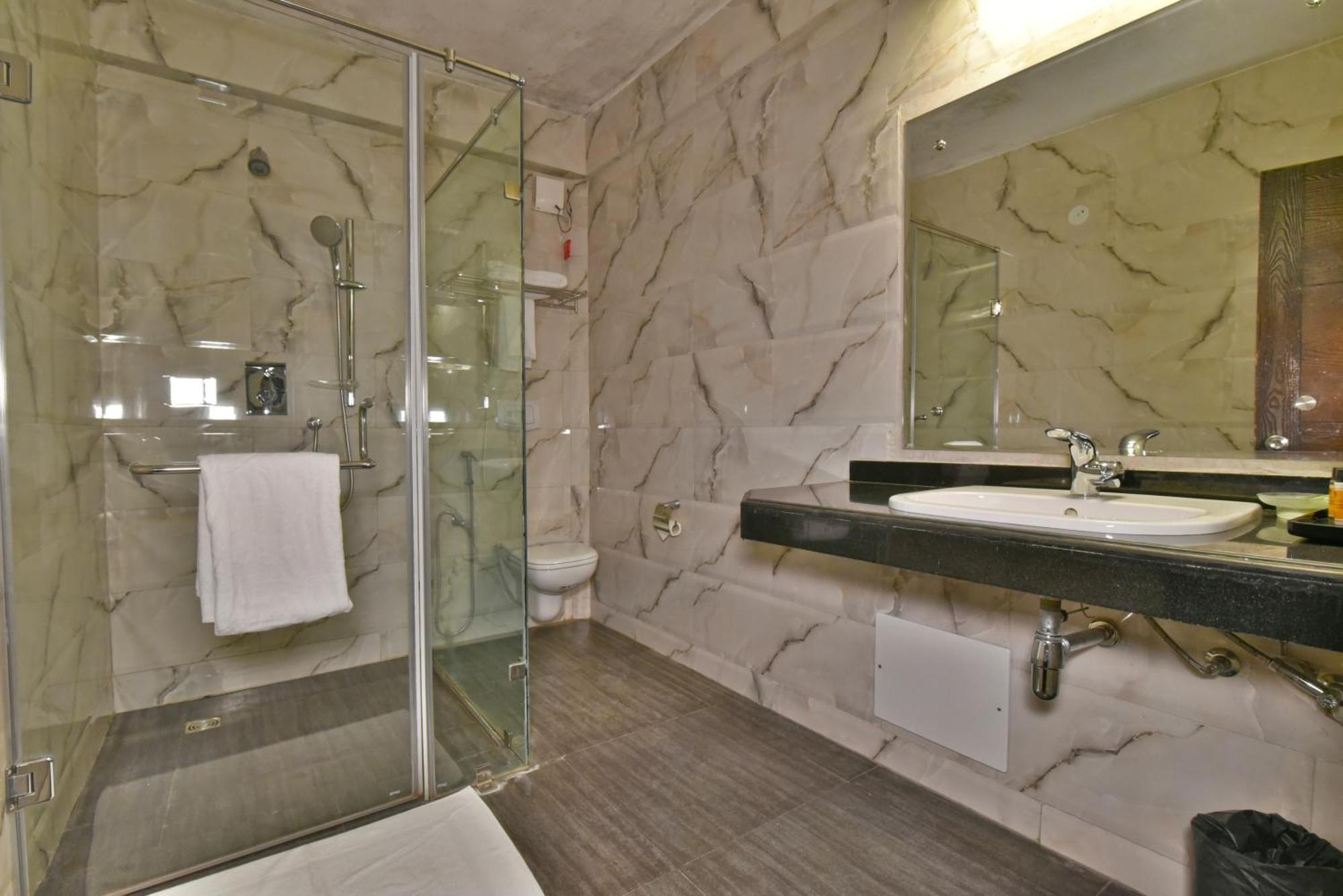 Hillcrest By Dls Resort Shimla