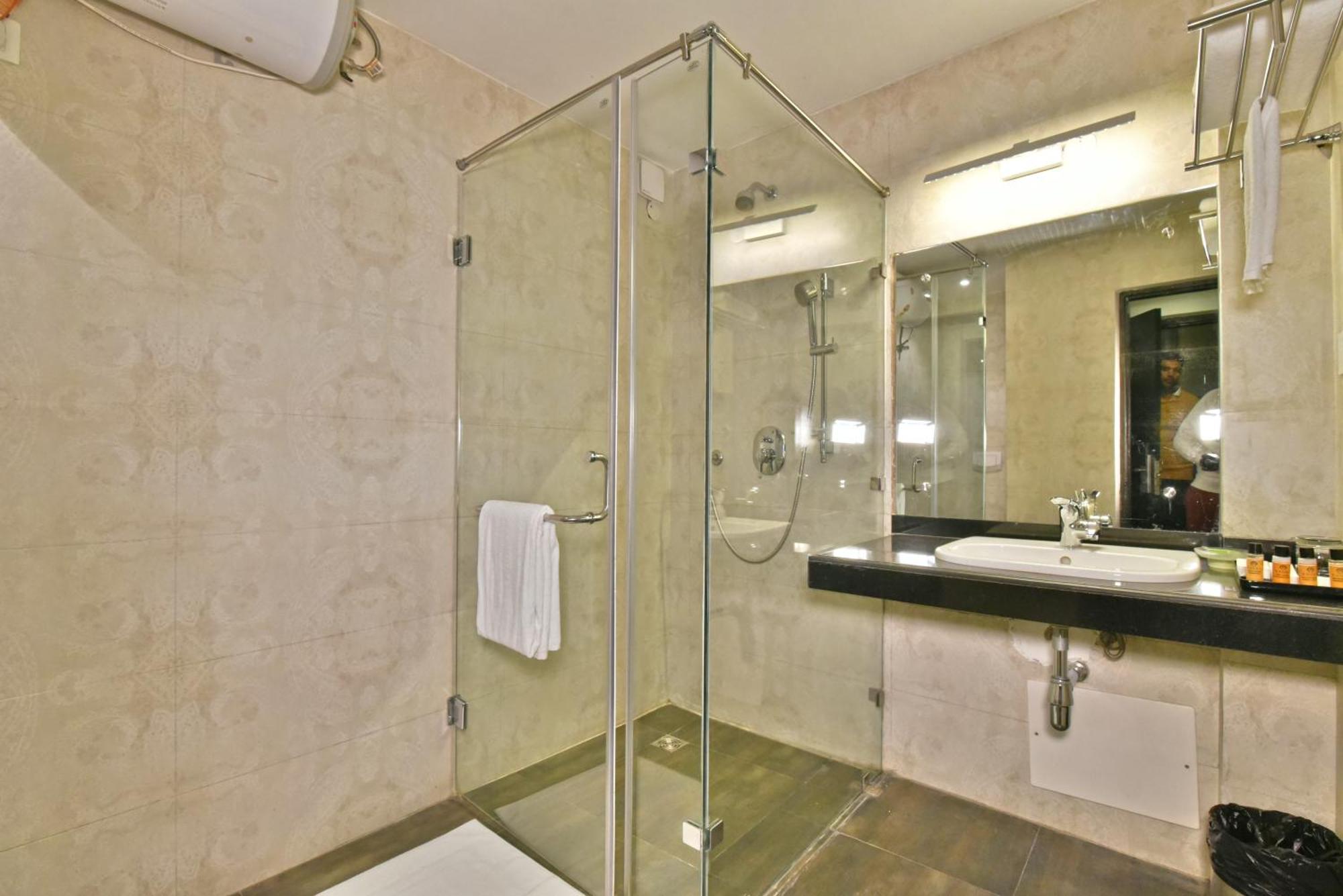 Hillcrest By Dls Resort Shimla