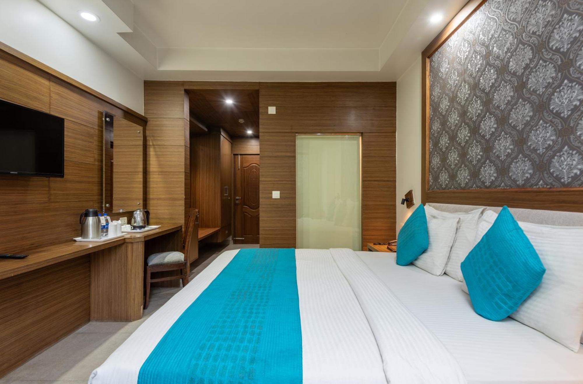 Rock Castle By Dls Hotel 4*