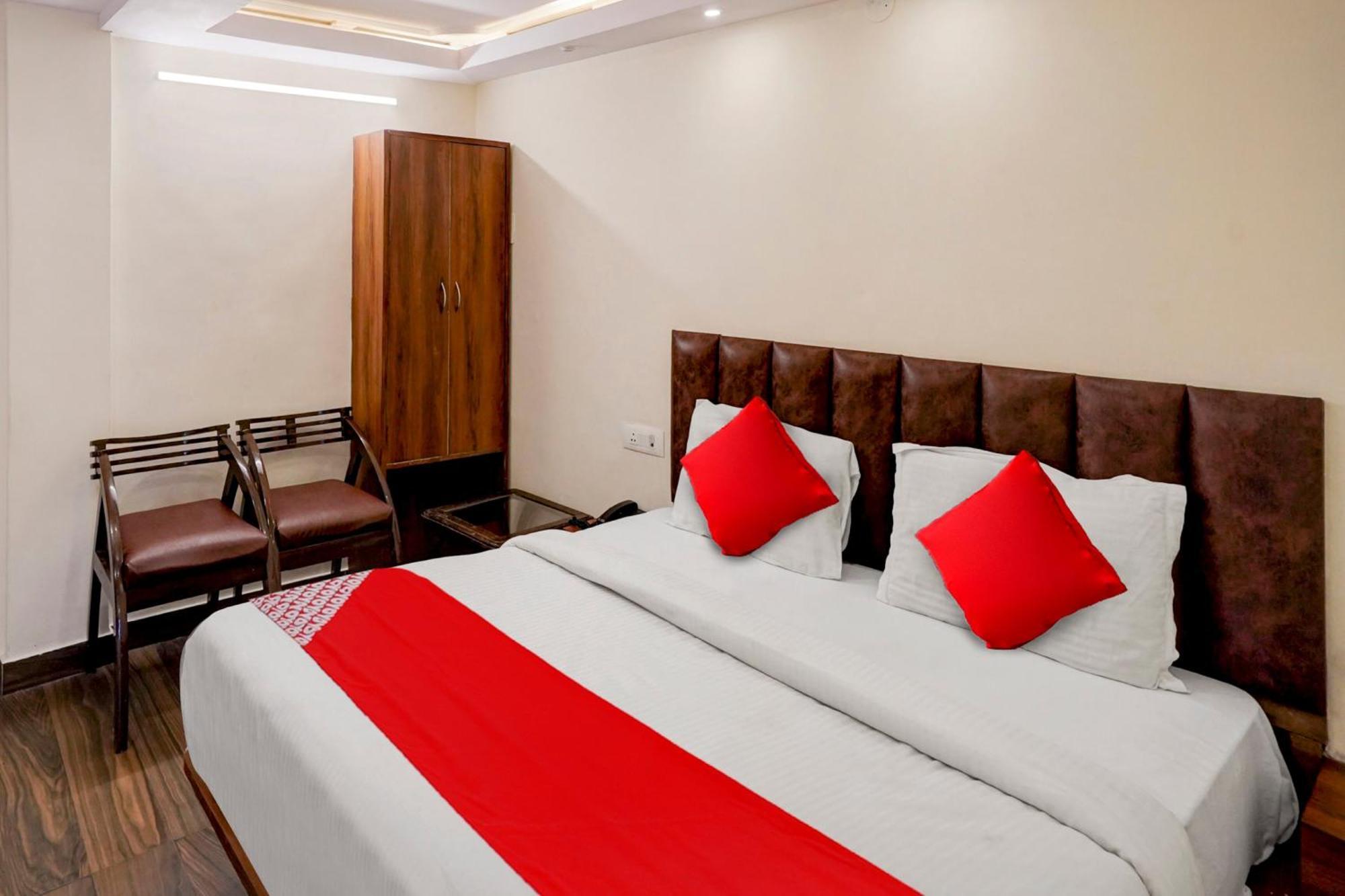Hotel O Apasara *
