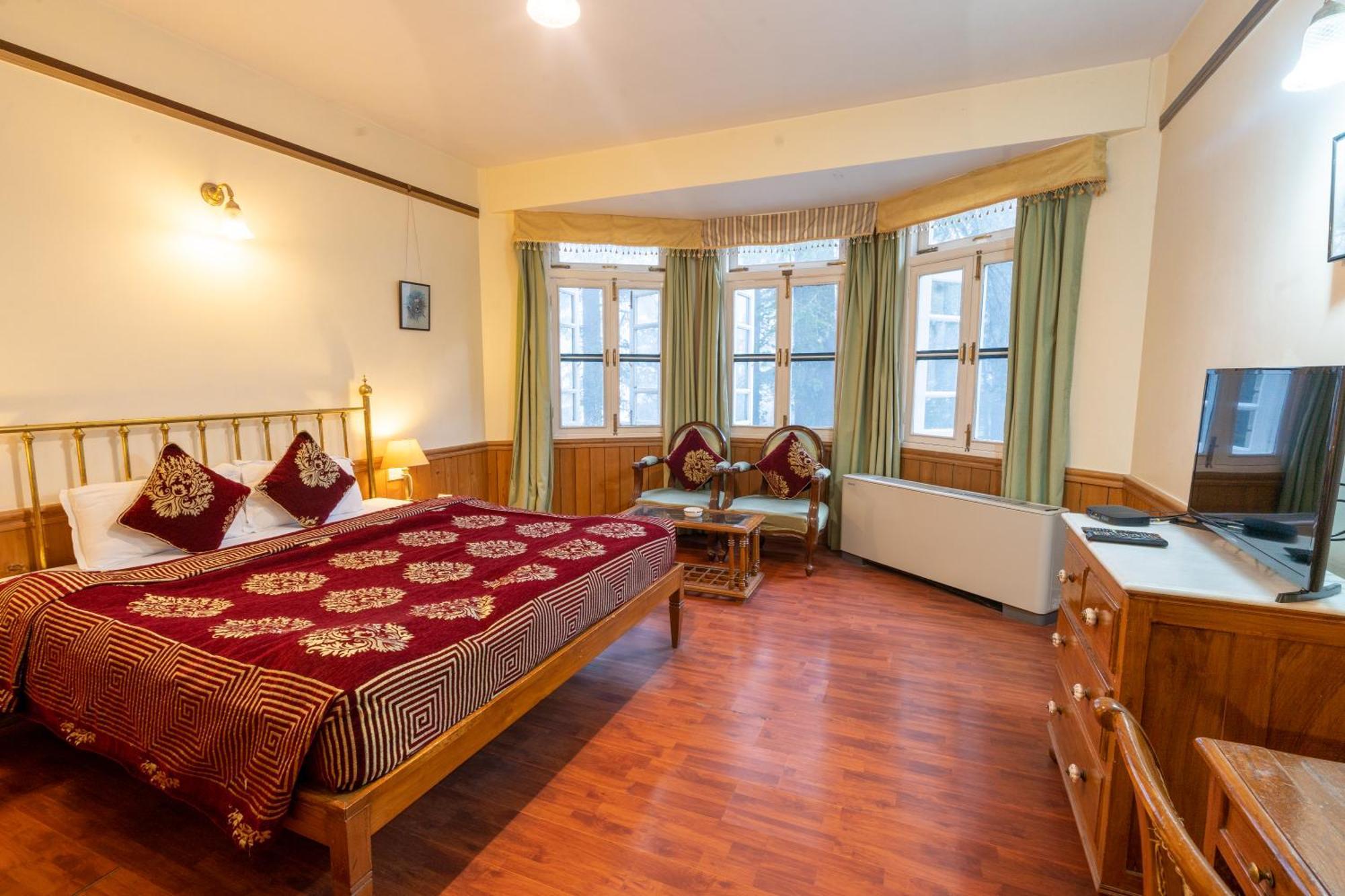 Resort Woodpark Shimla