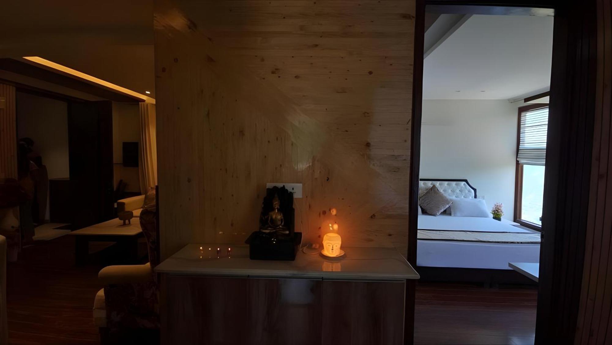 Ababil's Nest - Luxuries 1 And 2 Bhk Serviced Appartments With Scenic Views *