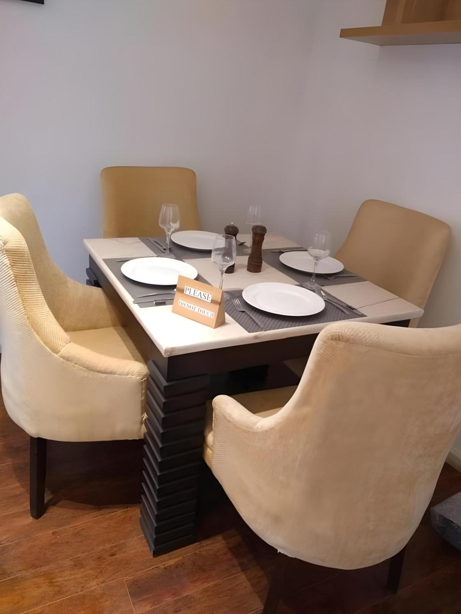 Ababil's Nest - Luxuries 1 And 2 Bhk Serviced Appartments With Scenic Views Apartment *