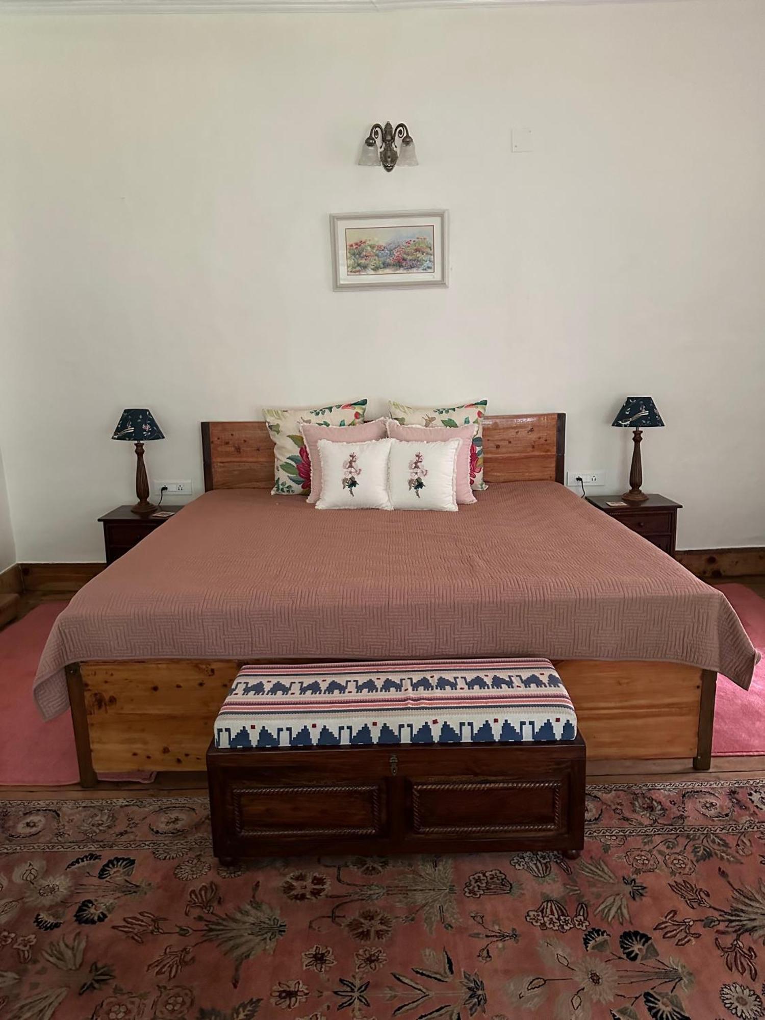 Dimple Lodge,