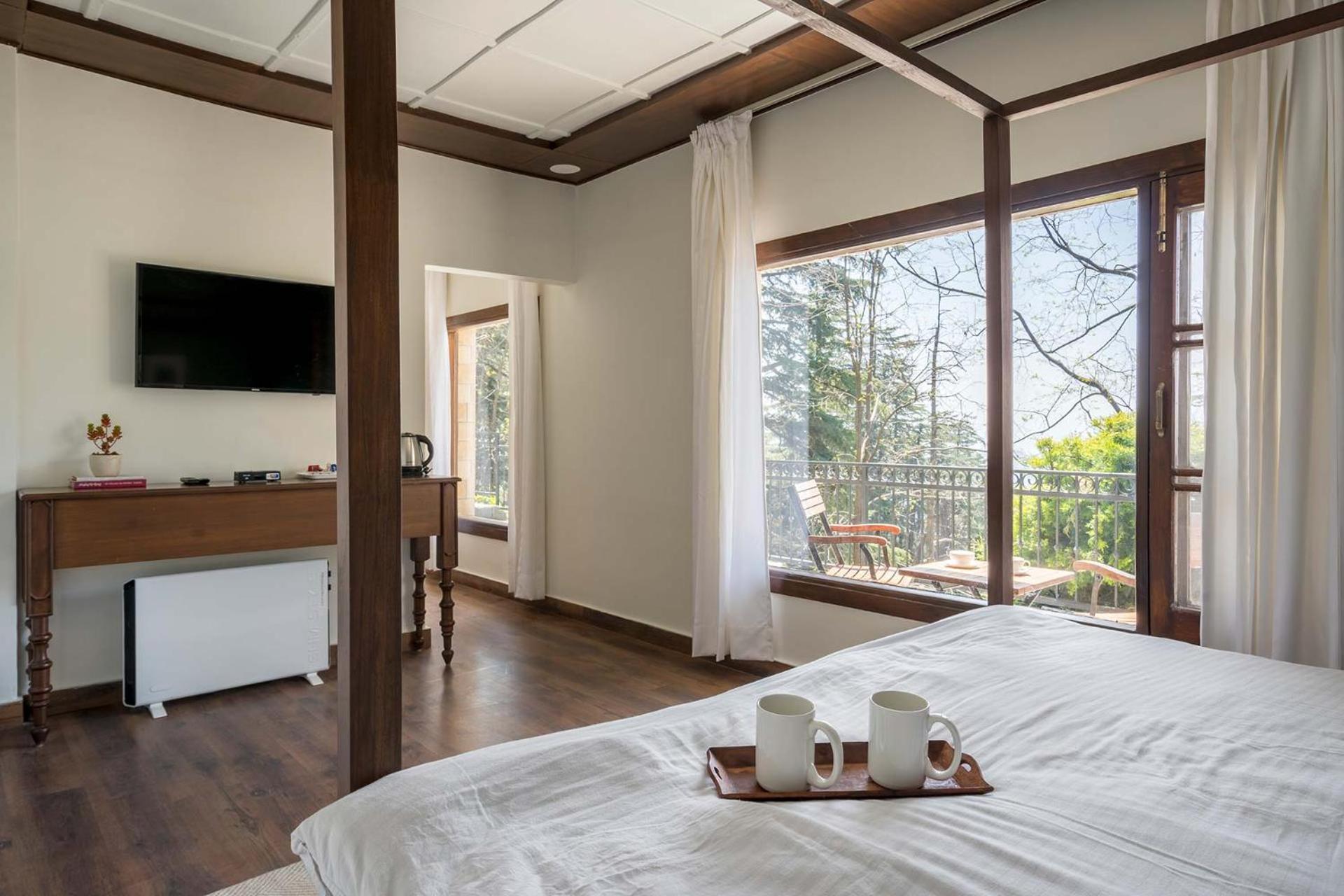 Stayvista At Pine Estate With Outdoor Jacuzzi Villa *