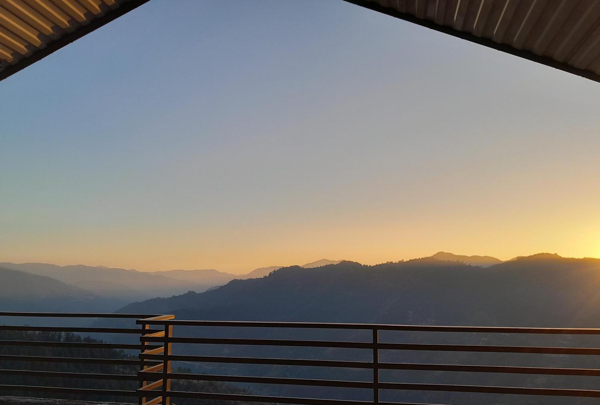 Mountain And Peace Homestay *