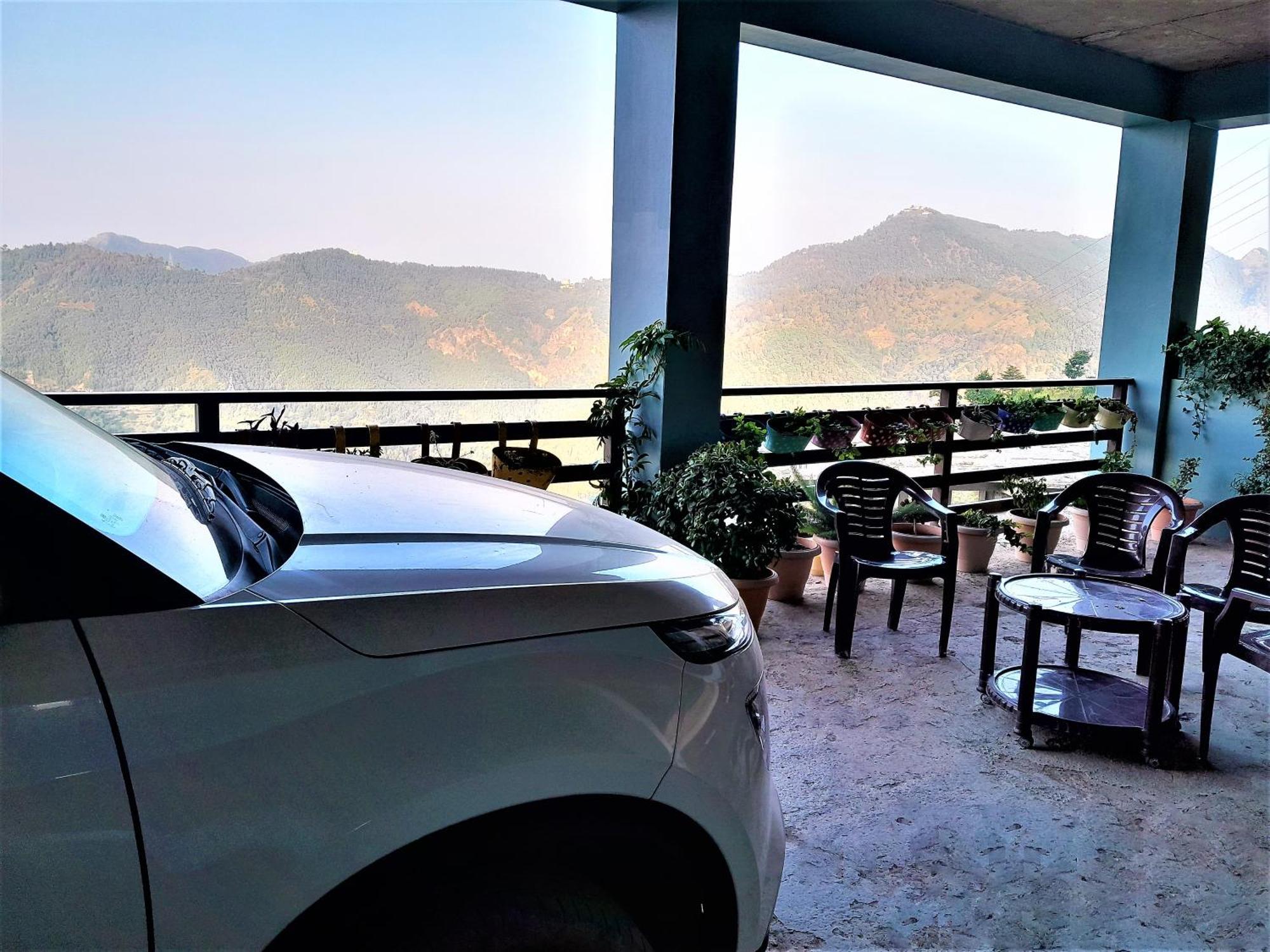 Mountain And Peace Homestay Shimla
