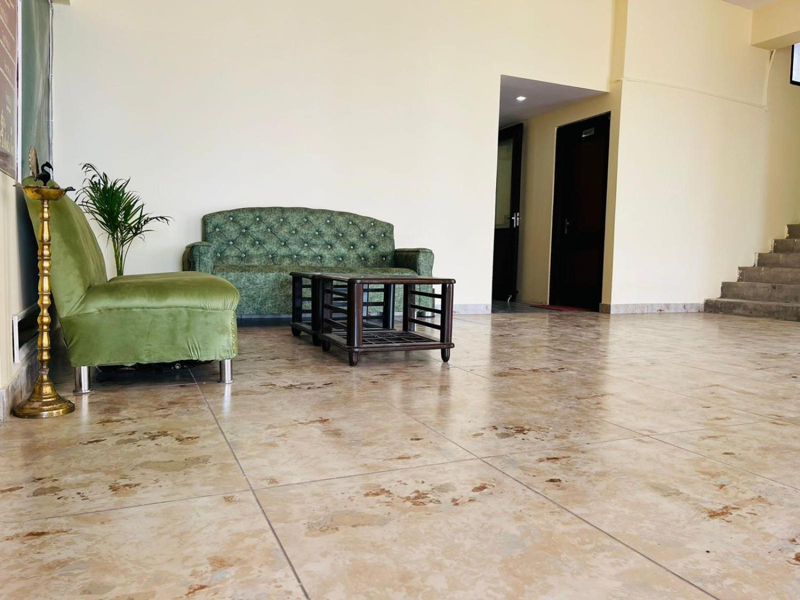 The Ashoka 300mts Walkable From Mall Road Hotel 3*
