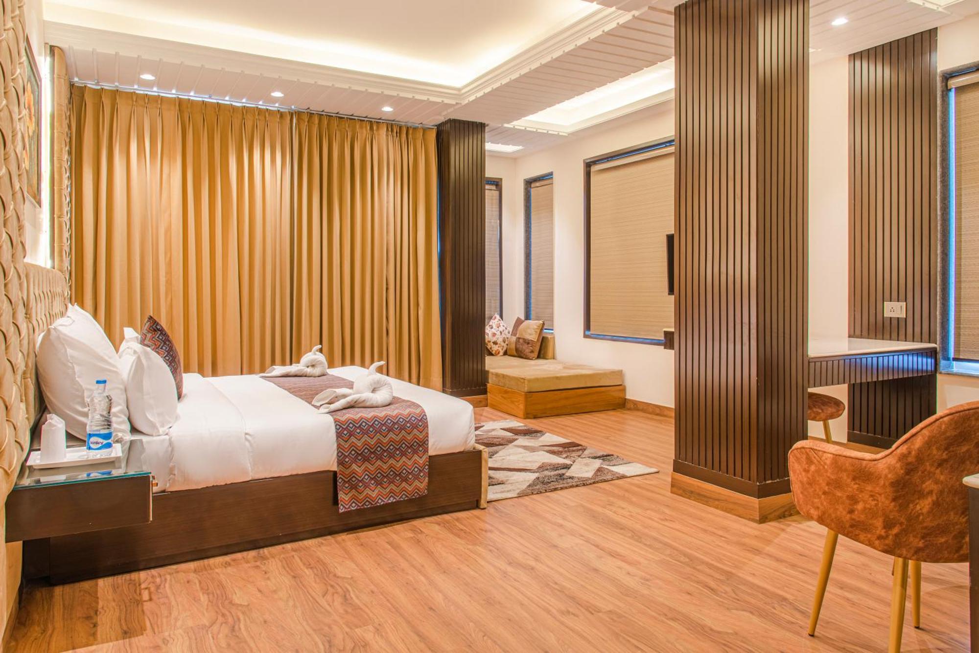 Anantvilas Hills 3*