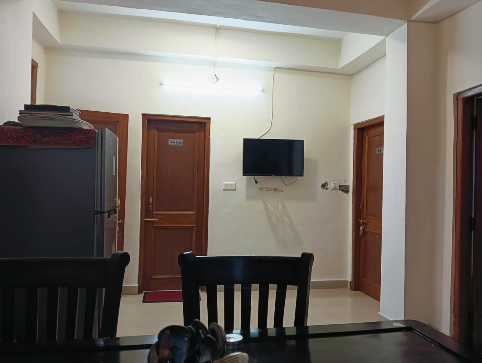 The White House - A Four Star Luxury 4*